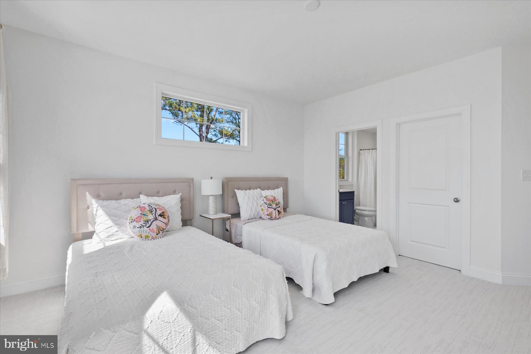 MARSH ISLAND IN LEWES - Residential