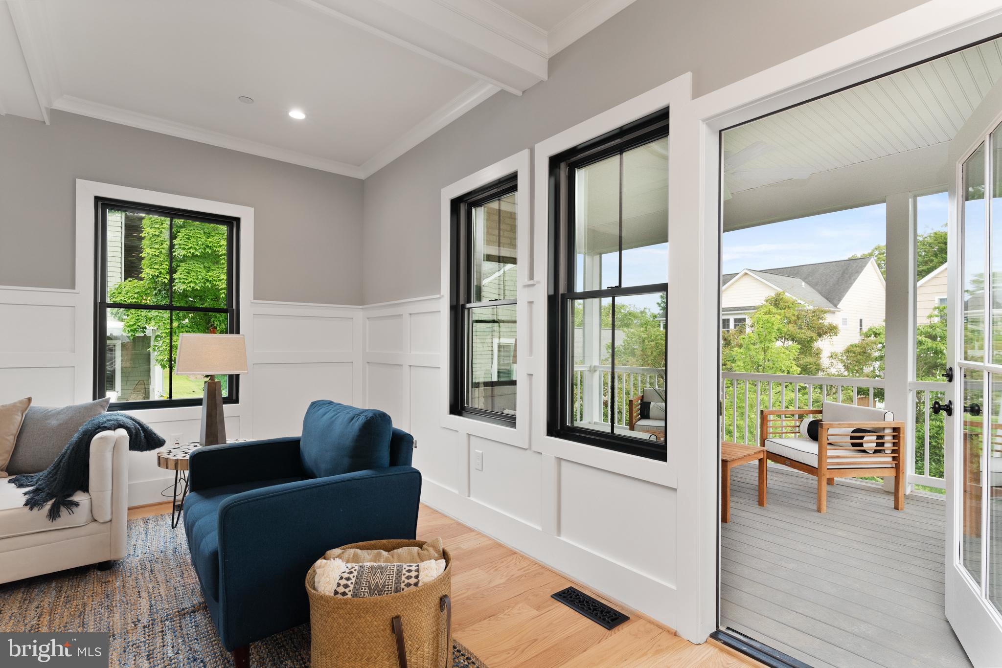 MURRAY HILL - Residential