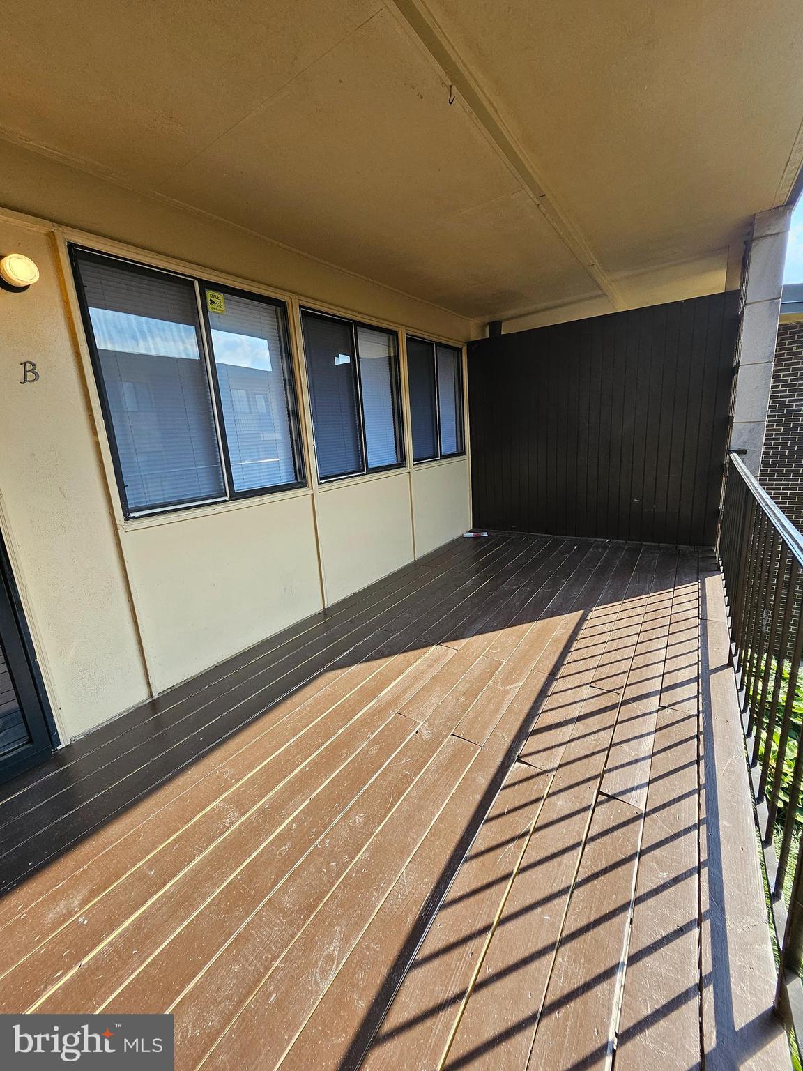 STONEGATE CONDO - Residential Lease