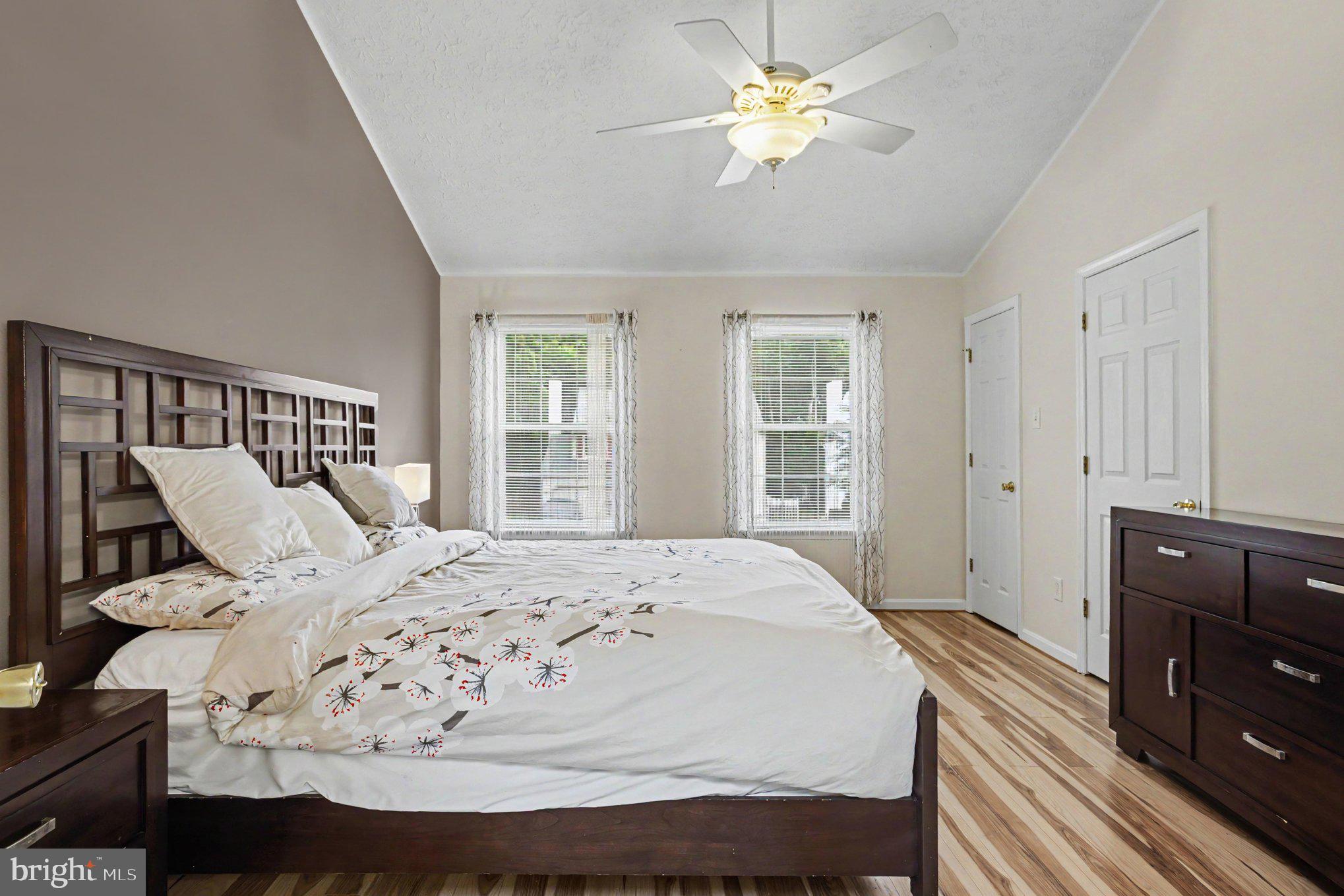 WOODLAND RUN - Residential