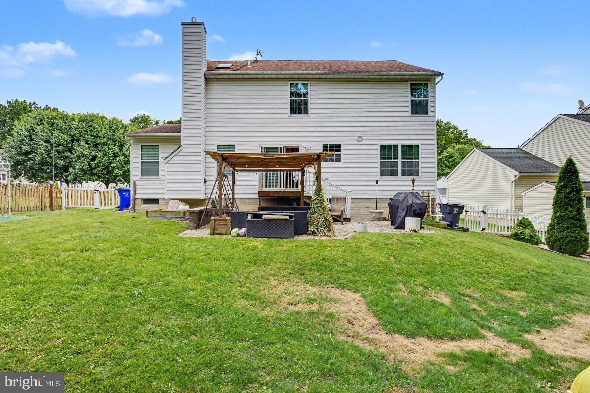 WOODLAND RUN - Residential