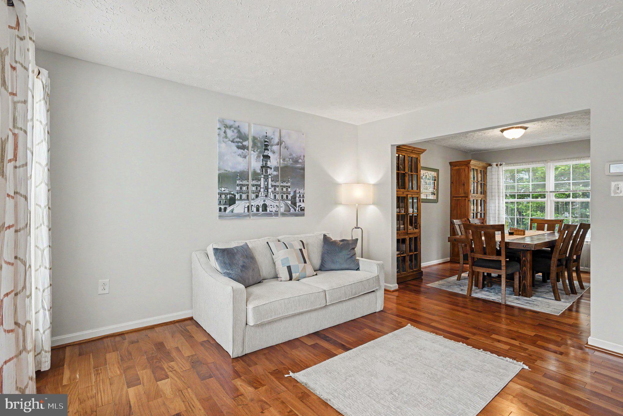 WOODLAND RUN - Residential