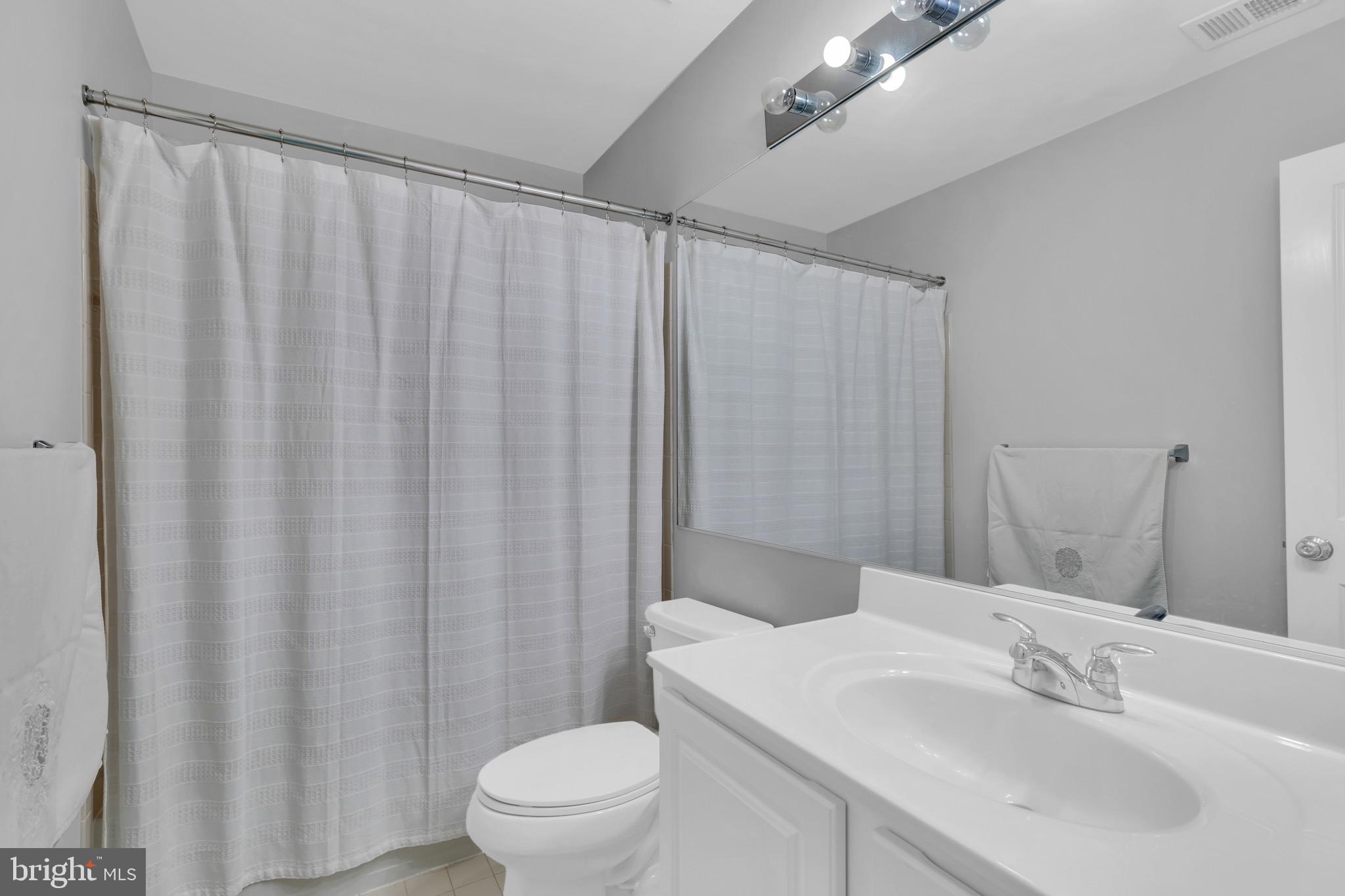 PEMBROOKE/VICTORY LAKES - Residential