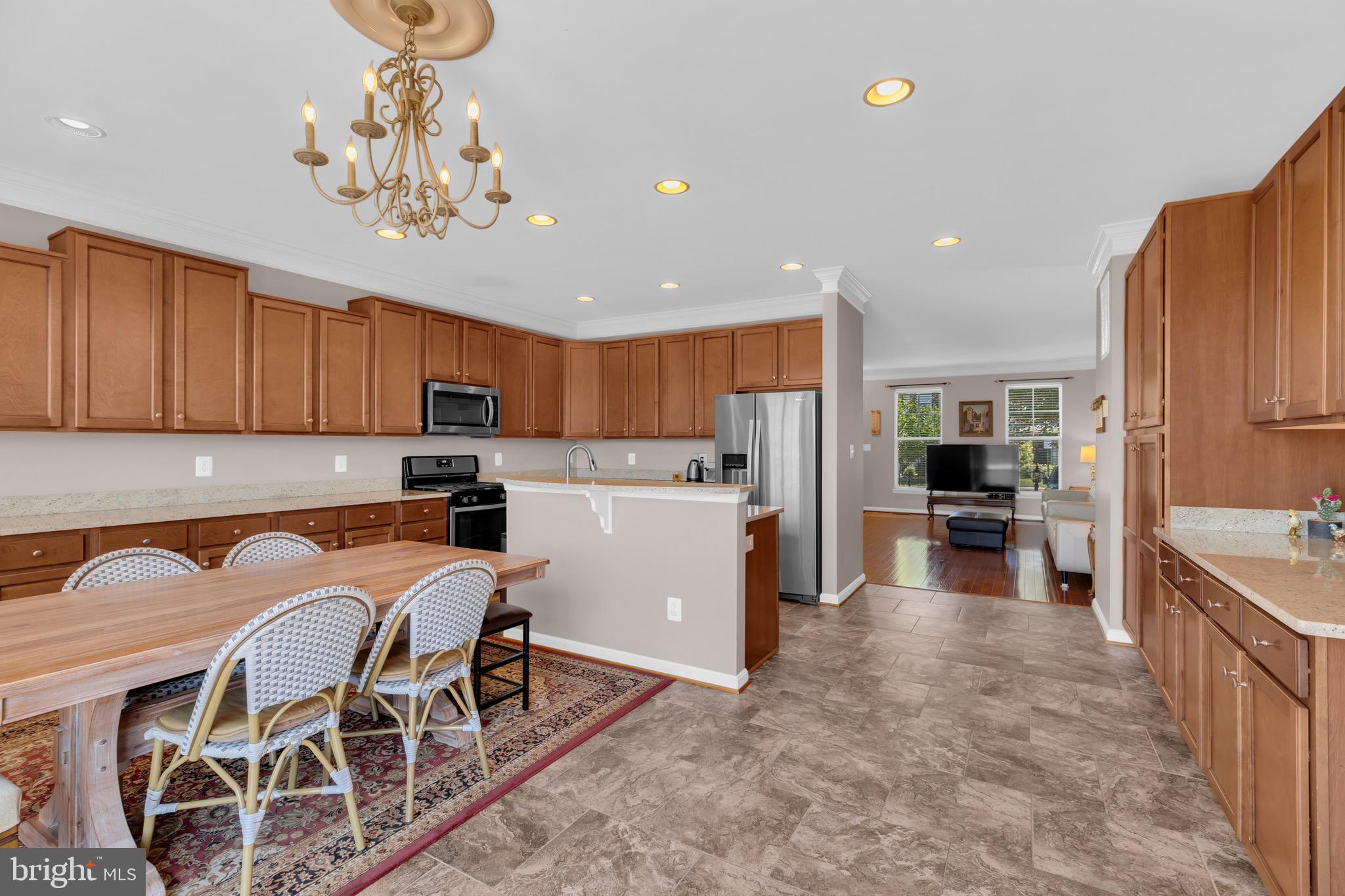 PEMBROOKE/VICTORY LAKES - Residential