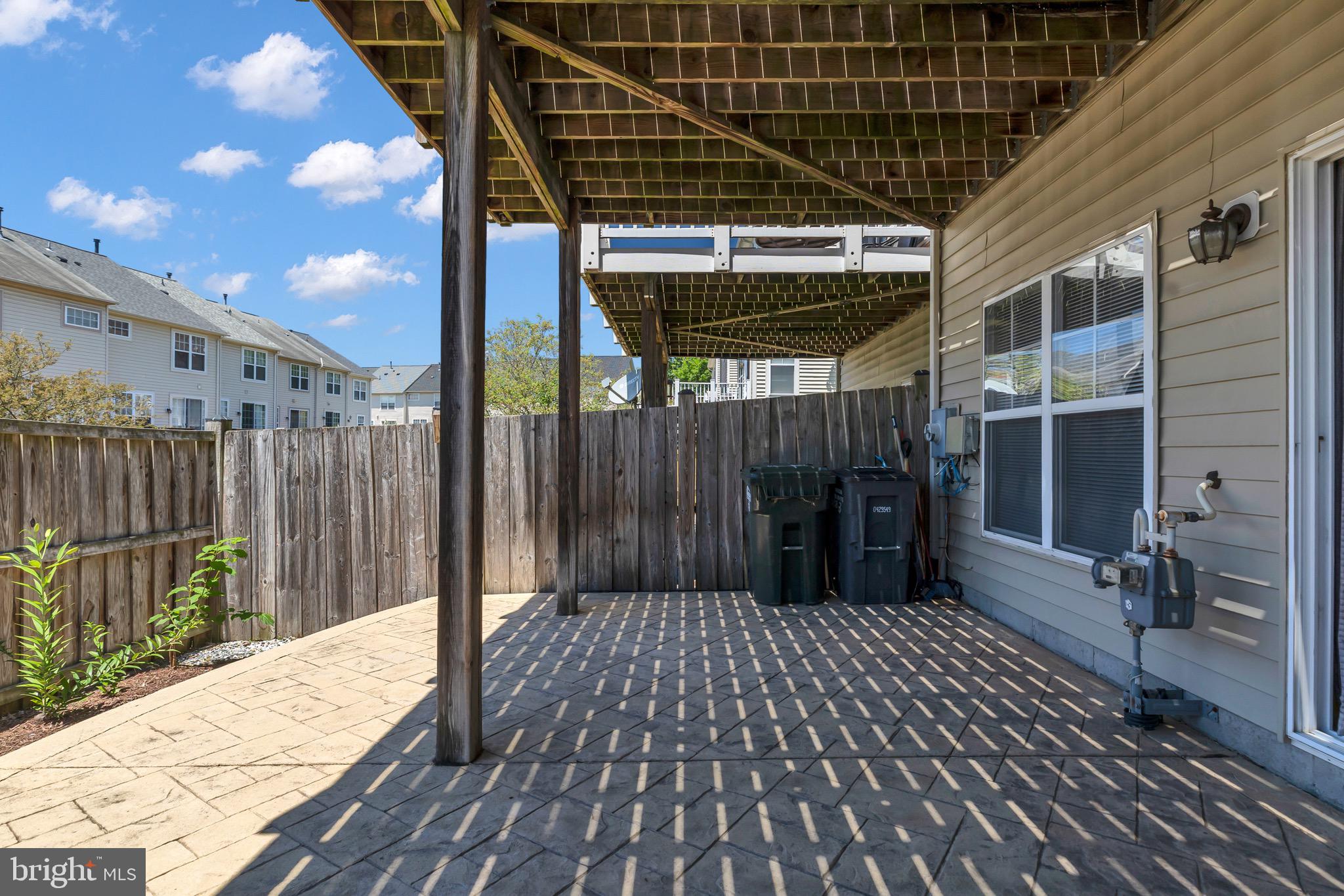 PEMBROOKE/VICTORY LAKES - Residential