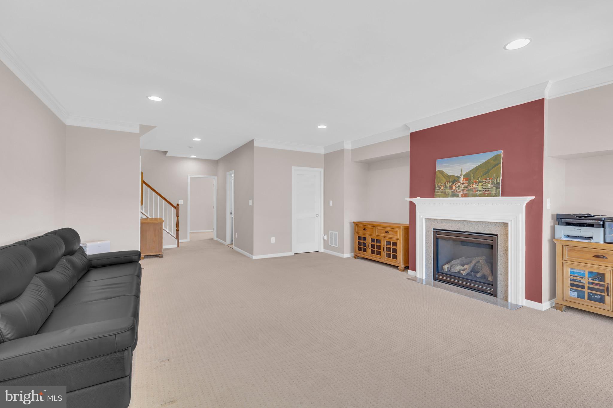 PEMBROOKE/VICTORY LAKES - Residential