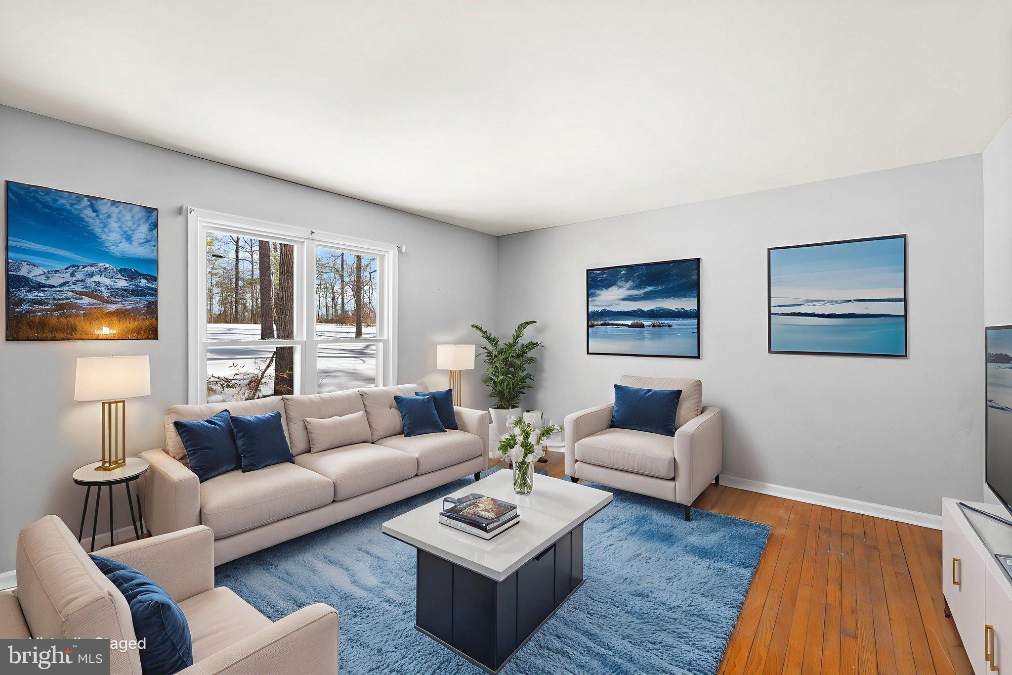 WALNUT WOODS - Residential