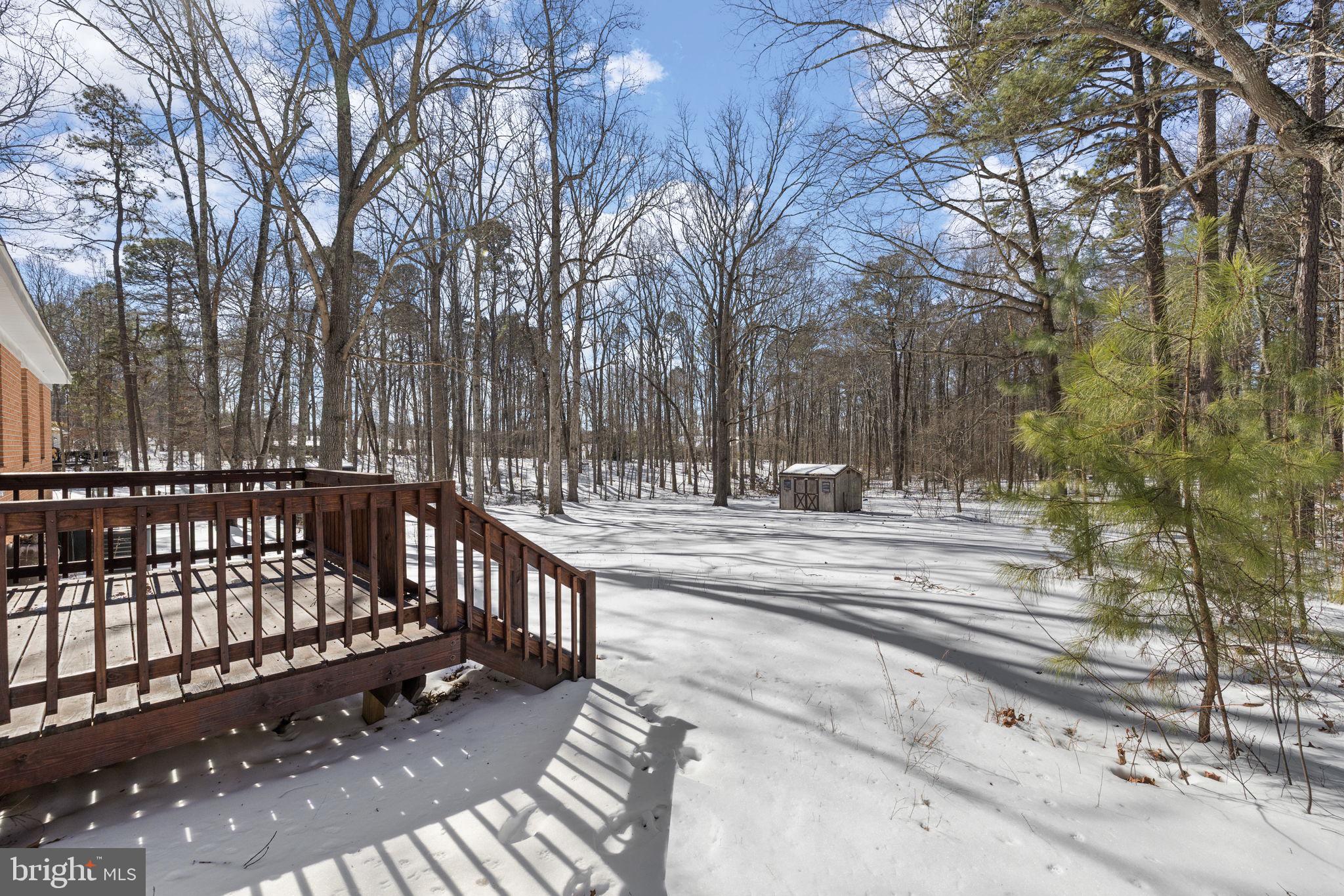 WALNUT WOODS - Residential