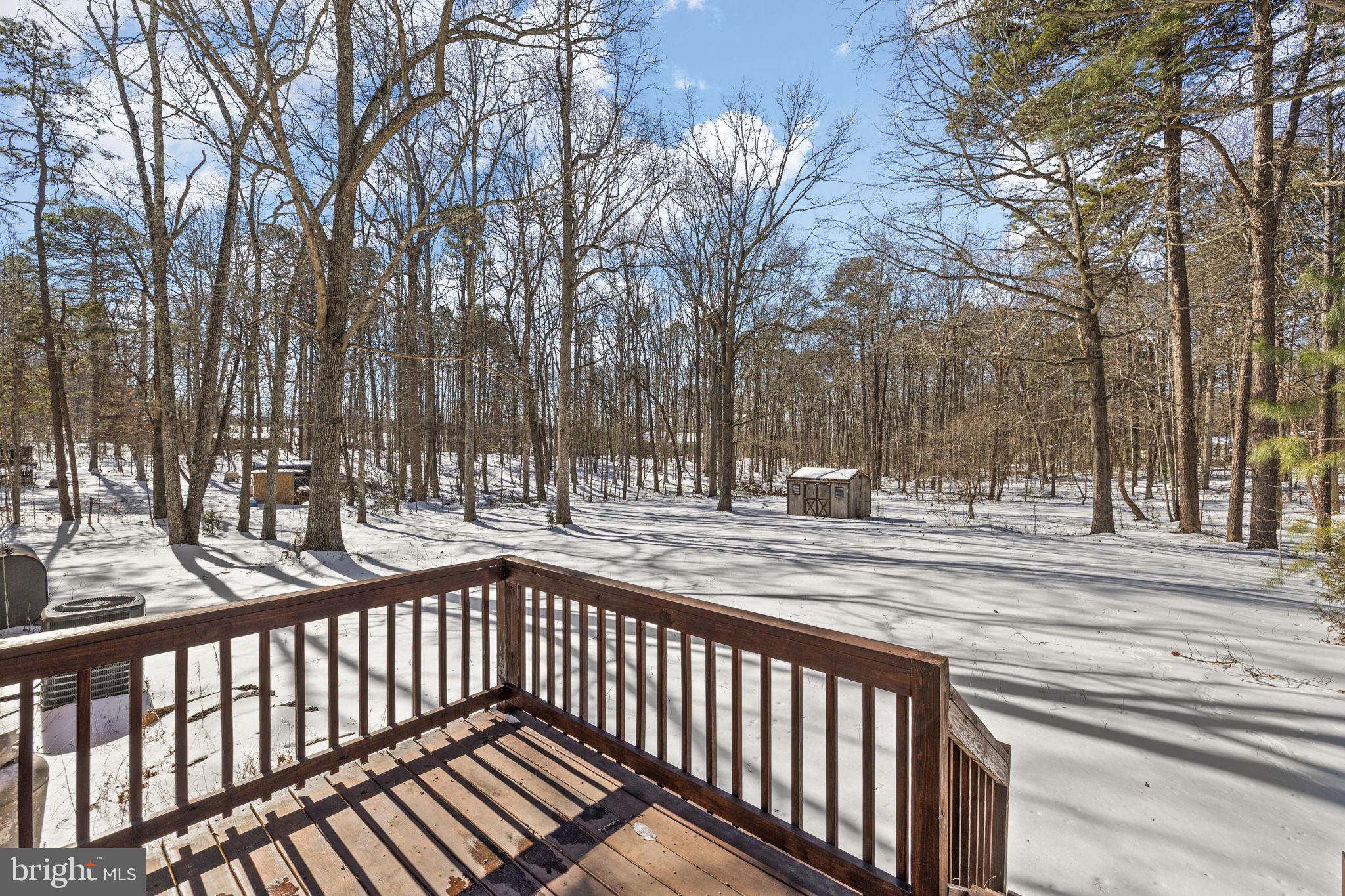WALNUT WOODS - Residential