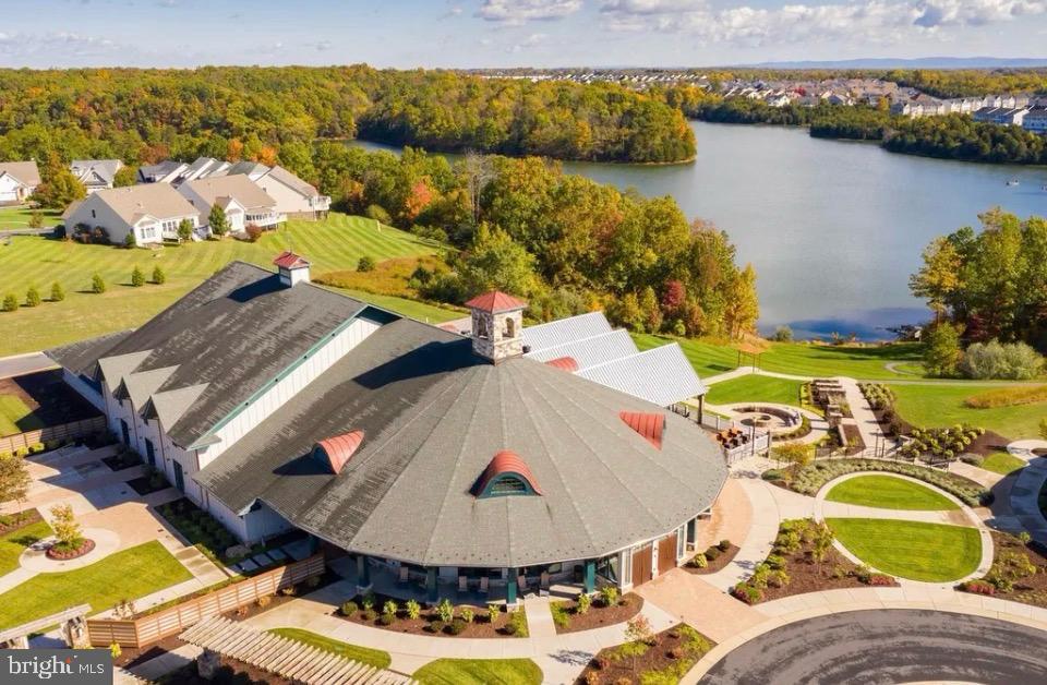 LAKE FREDERICK - Residential
