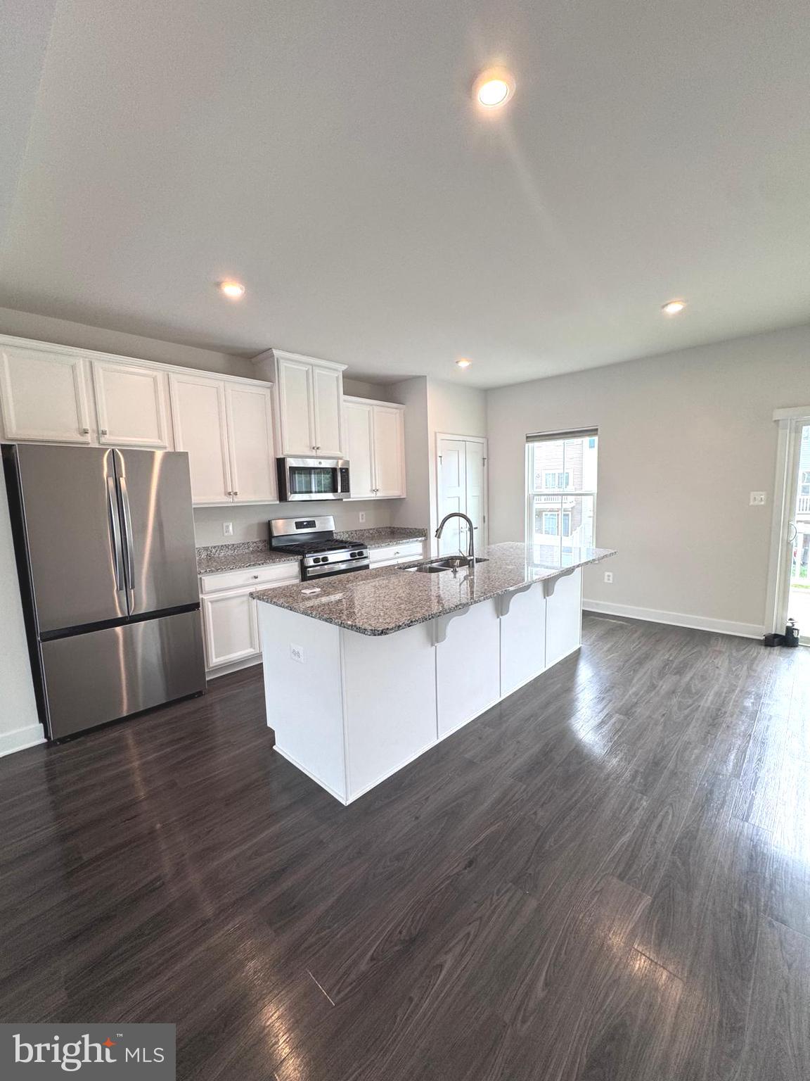 LAKE FREDERICK - Residential