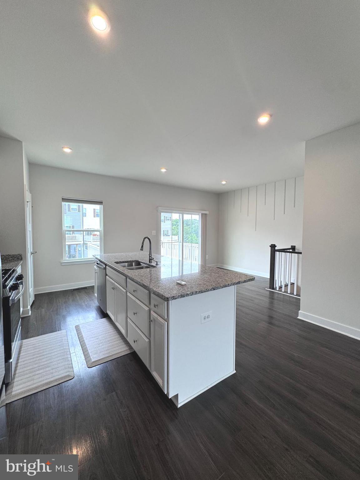 LAKE FREDERICK - Residential