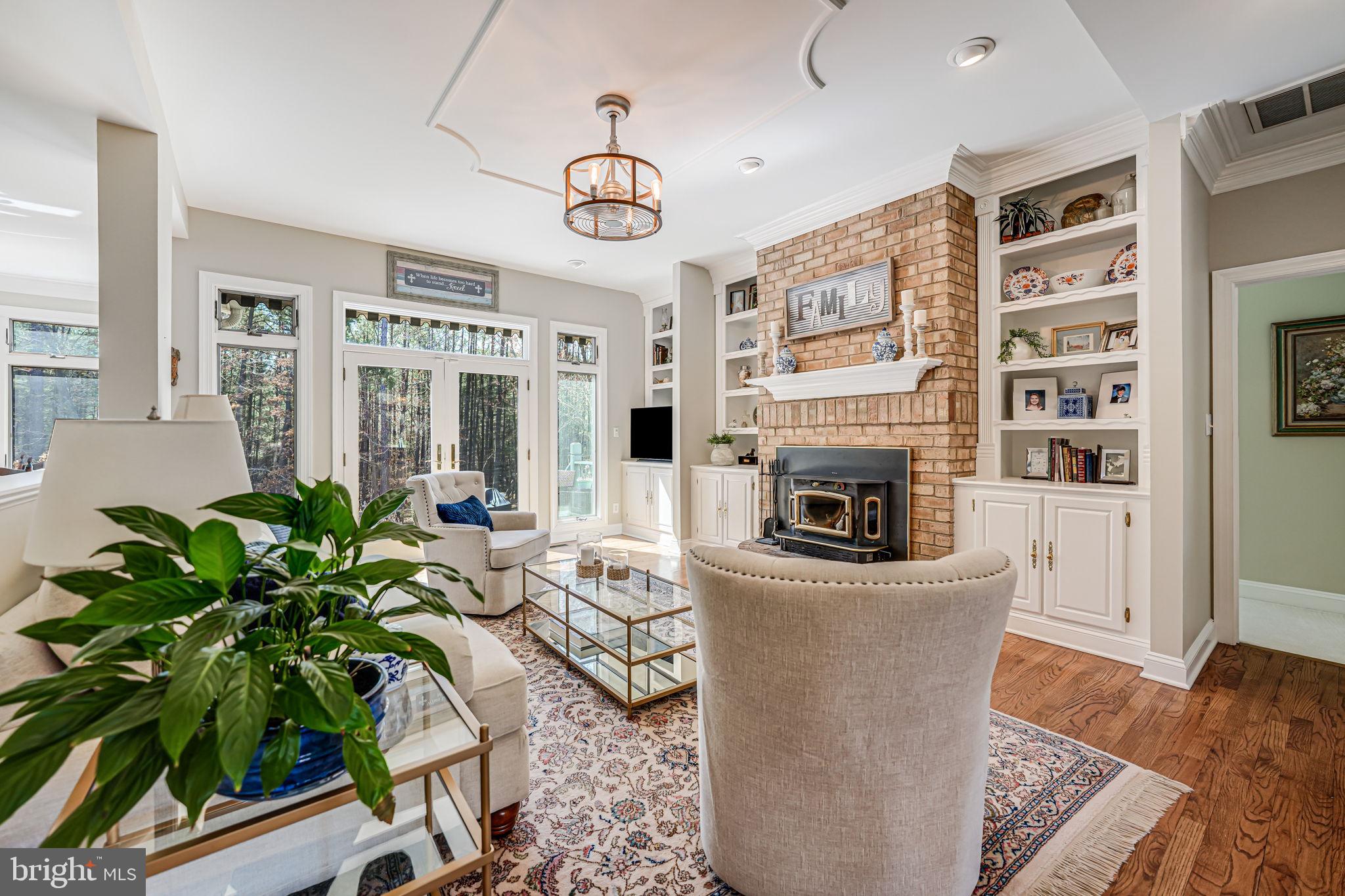 FAWN LAKE - Residential