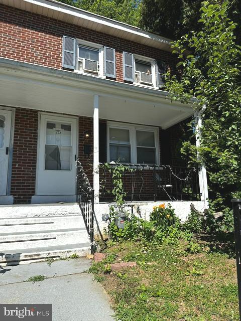8TH WARD - Residential