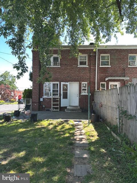 8TH WARD - Residential