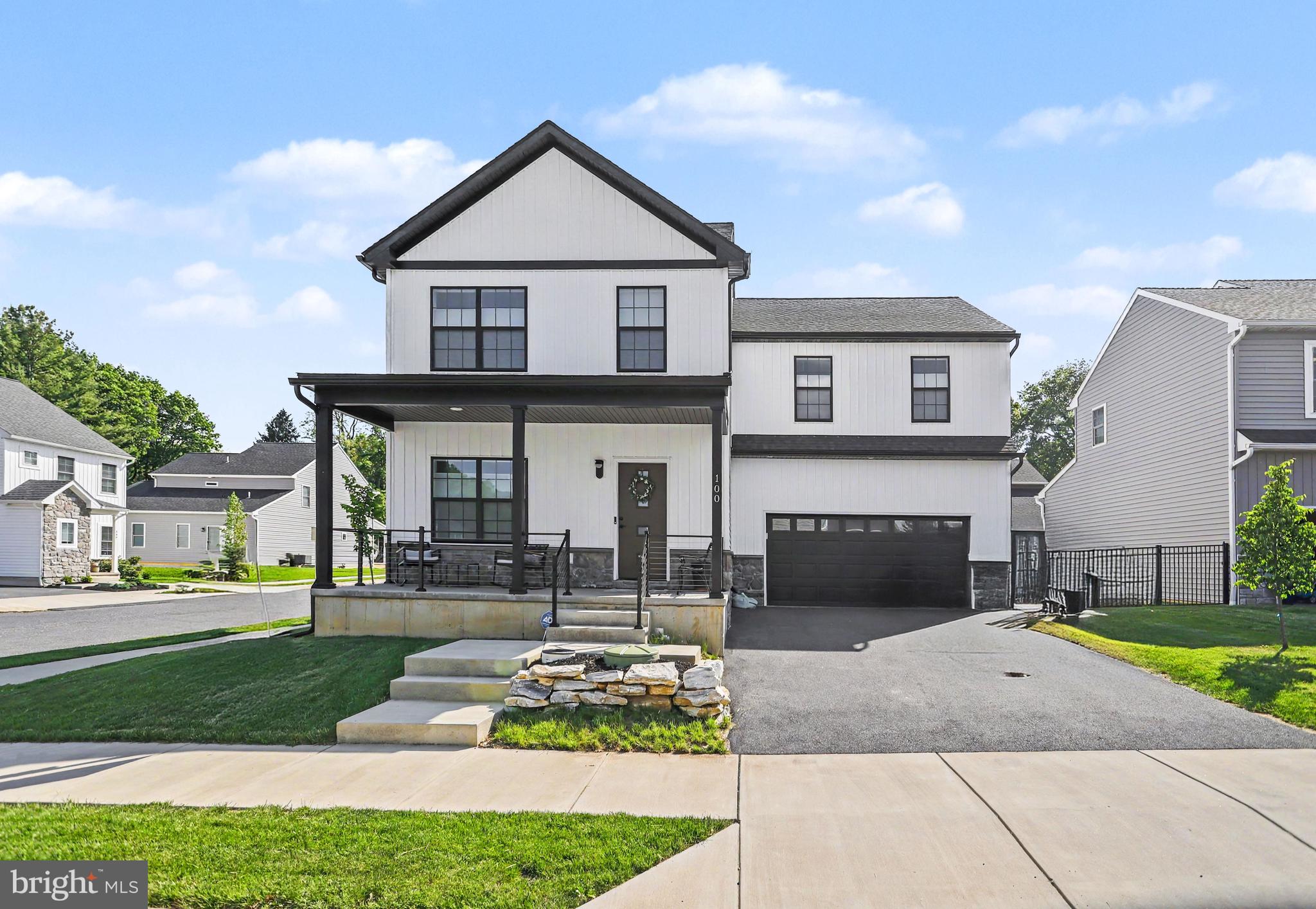 SUTTER'S MEADOW - Residential