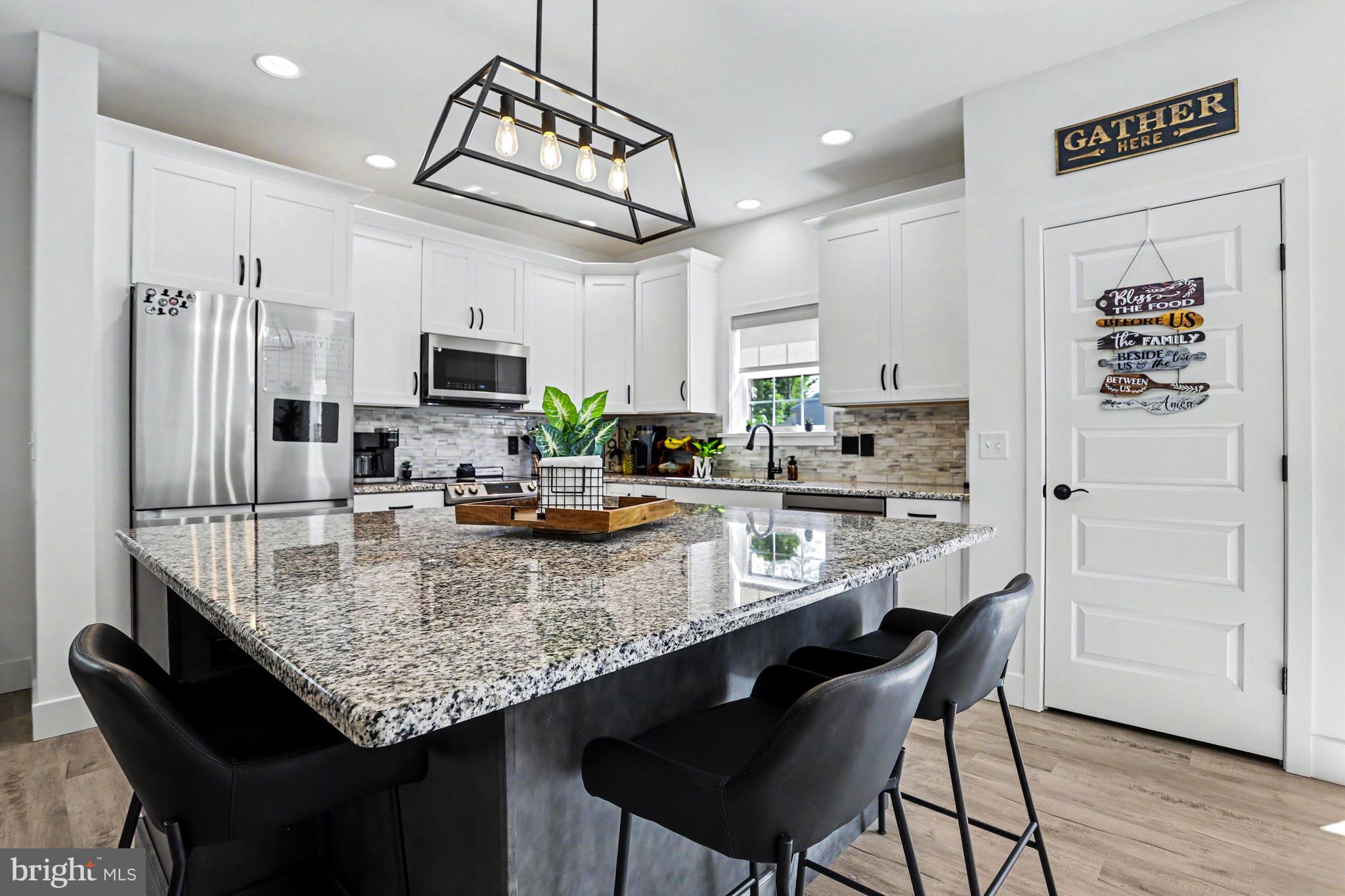 SUTTER'S MEADOW - Residential