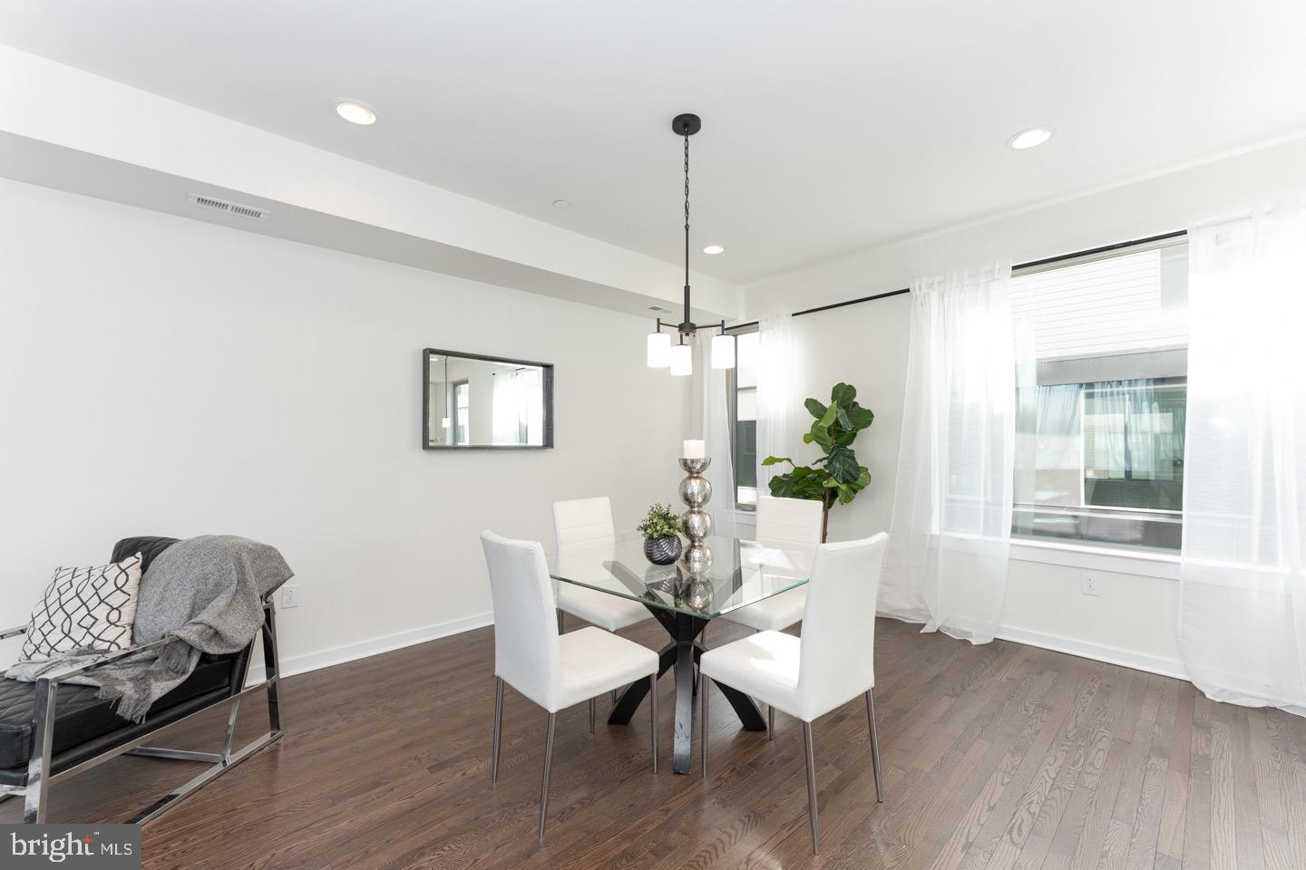 FISHTOWN - Residential Lease