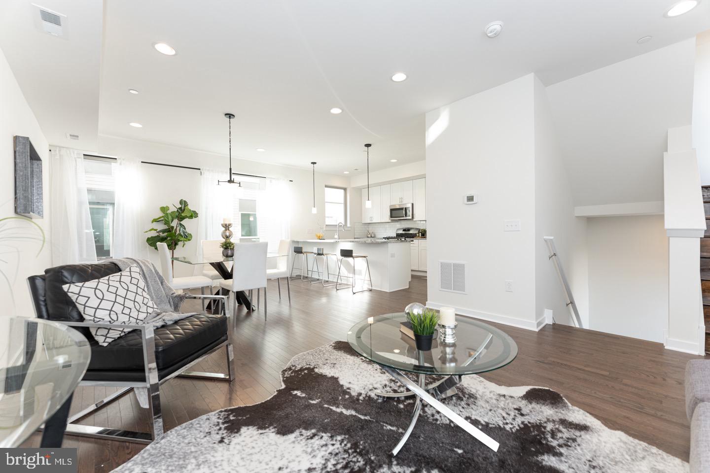 FISHTOWN - Residential Lease