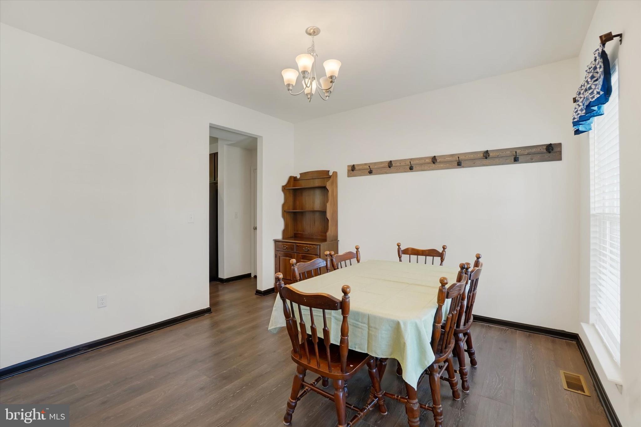 LEXINGTON ESTATES - Residential