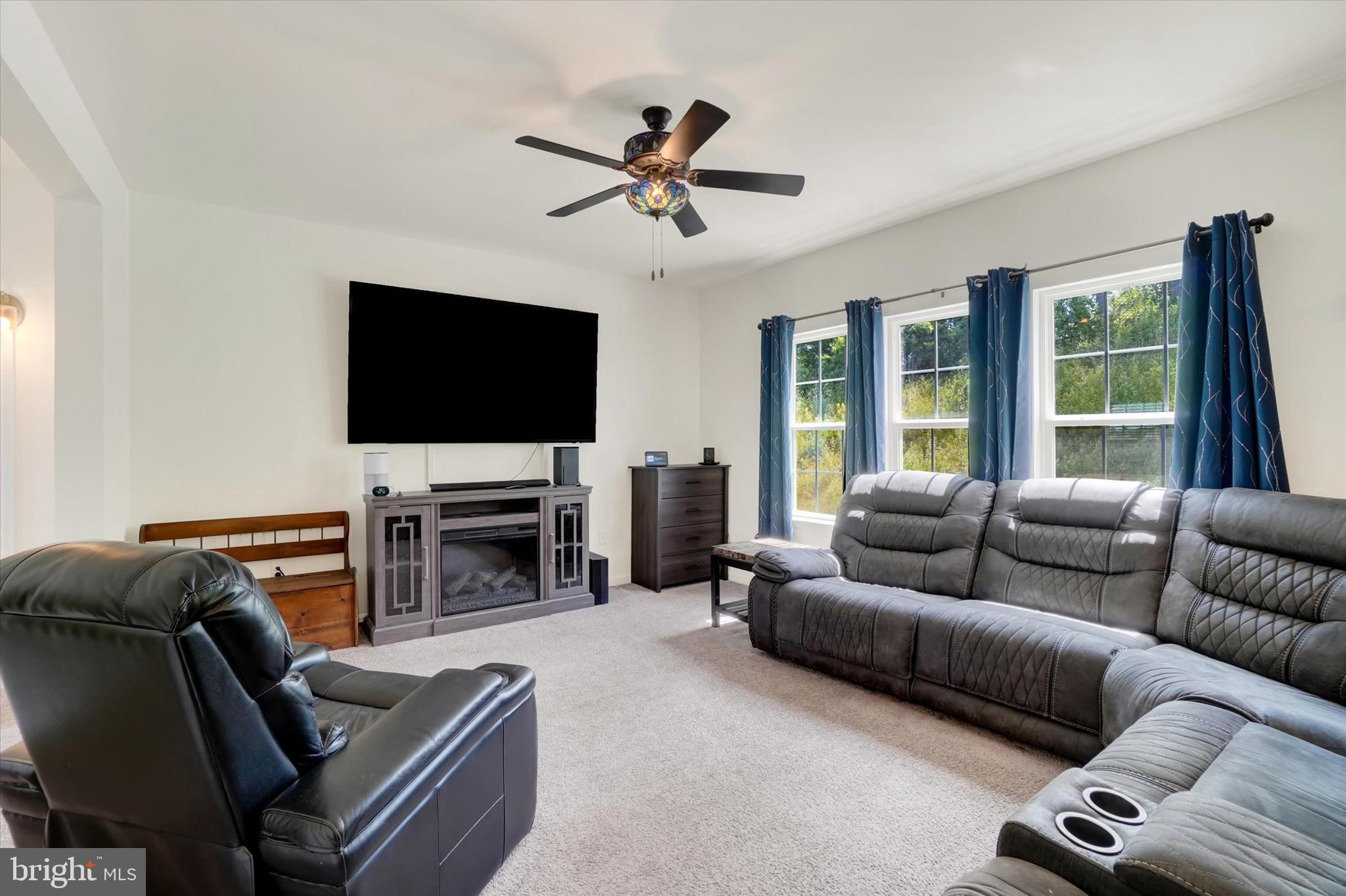 LEXINGTON ESTATES - Residential