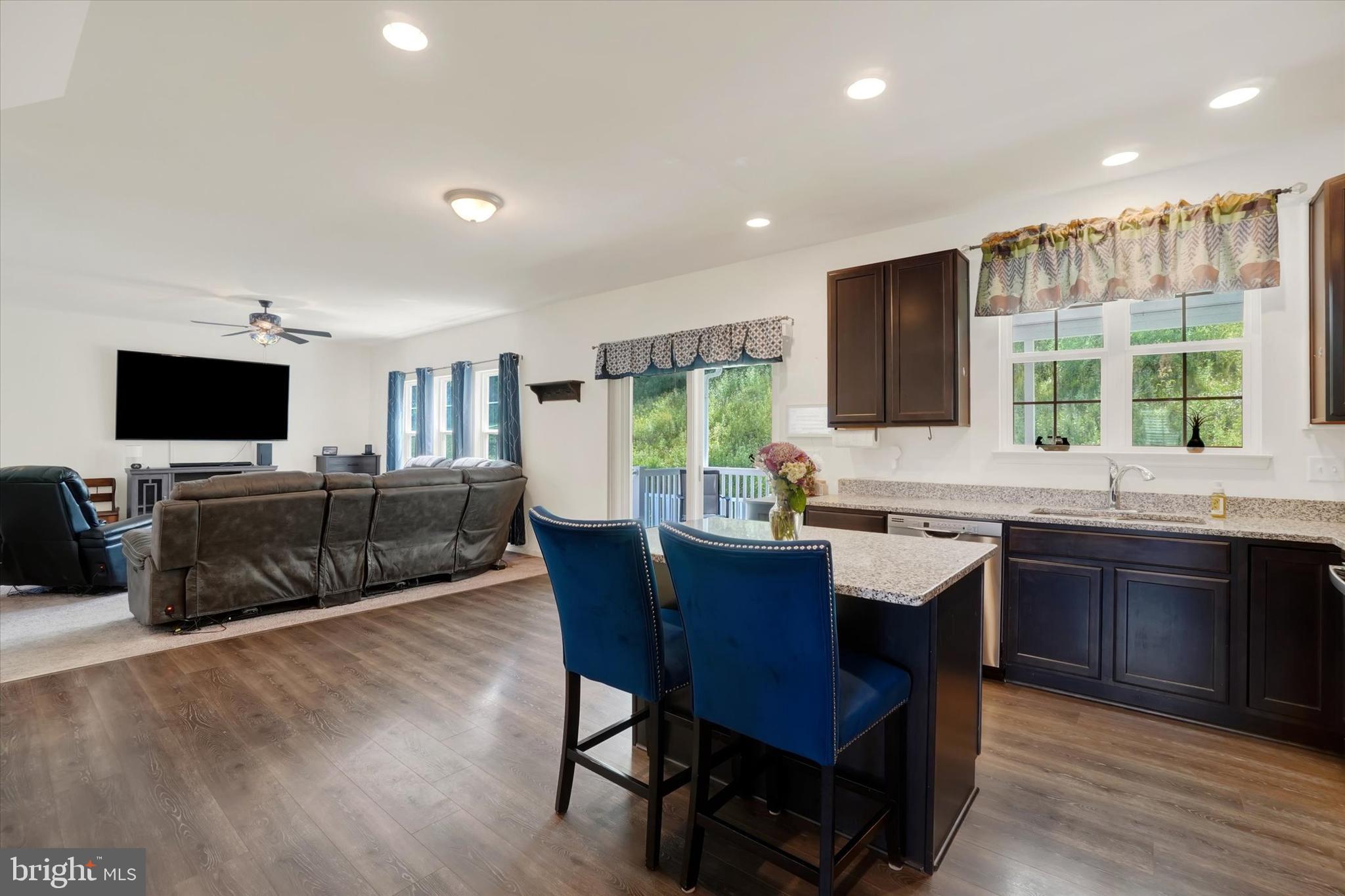 LEXINGTON ESTATES - Residential