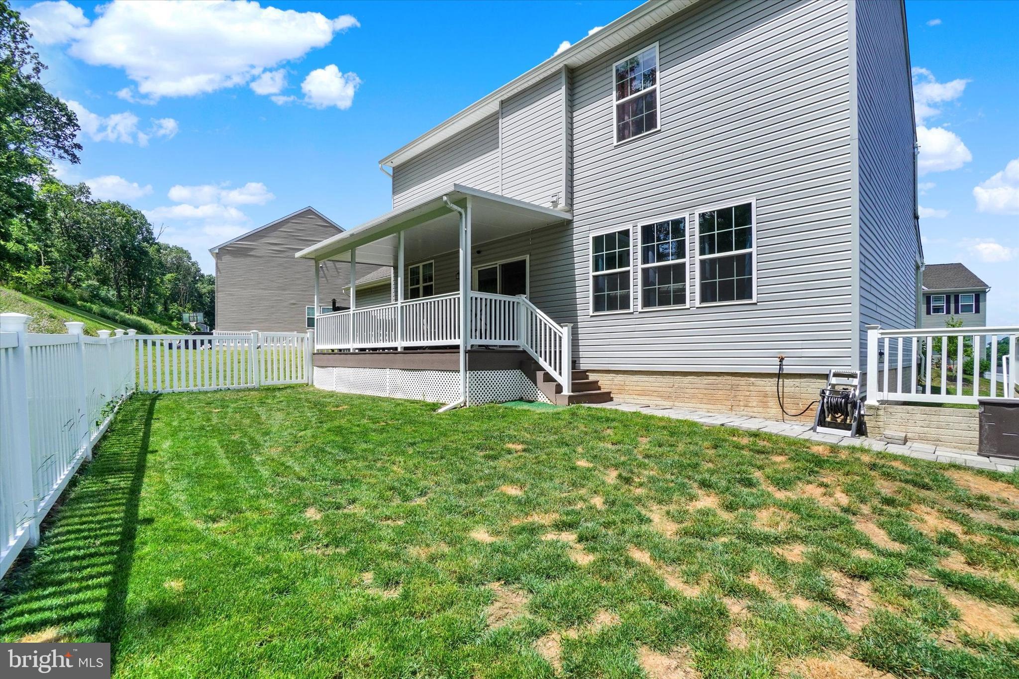 LEXINGTON ESTATES - Residential