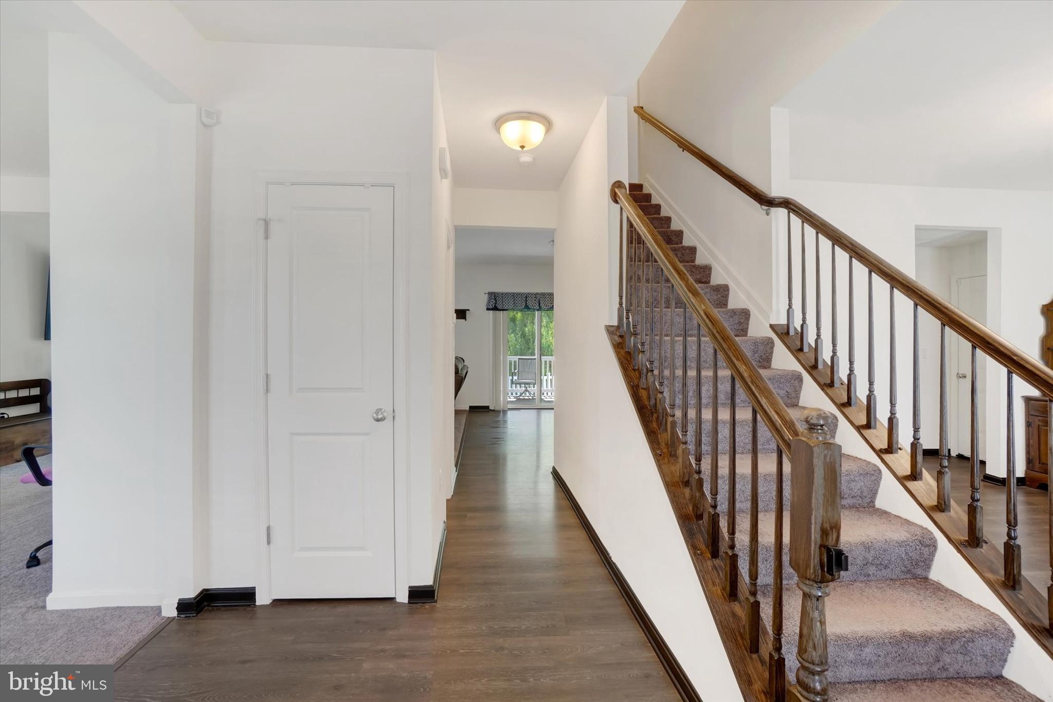 LEXINGTON ESTATES - Residential