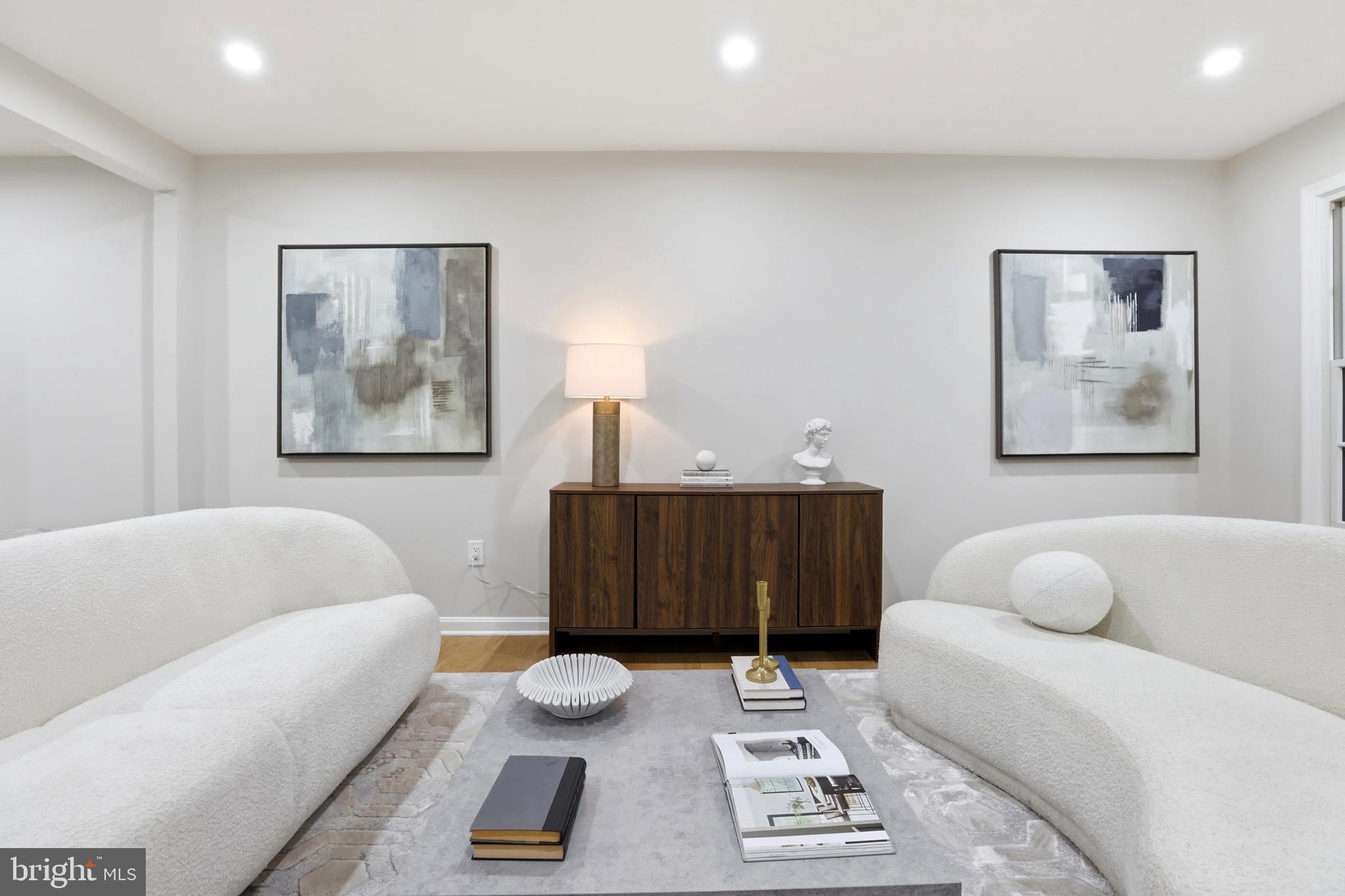 FOLKSTONE - Residential