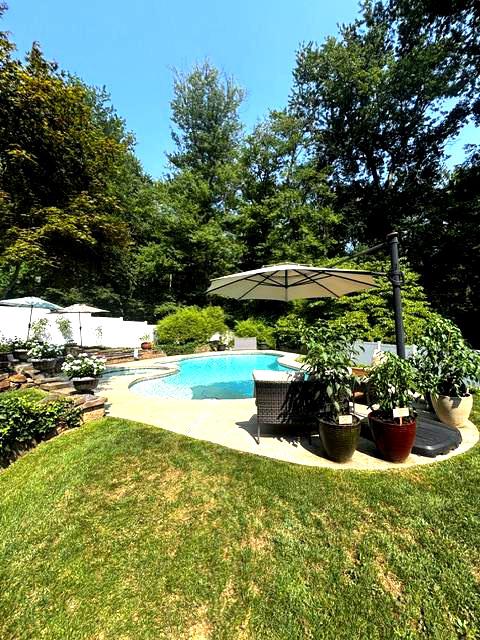 NESHAMINY WOODS - Residential