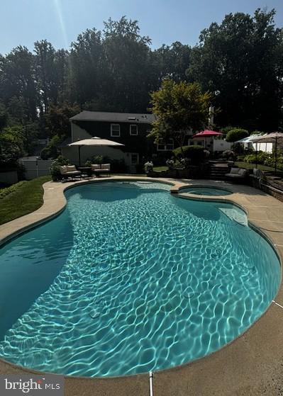 NESHAMINY WOODS - Residential