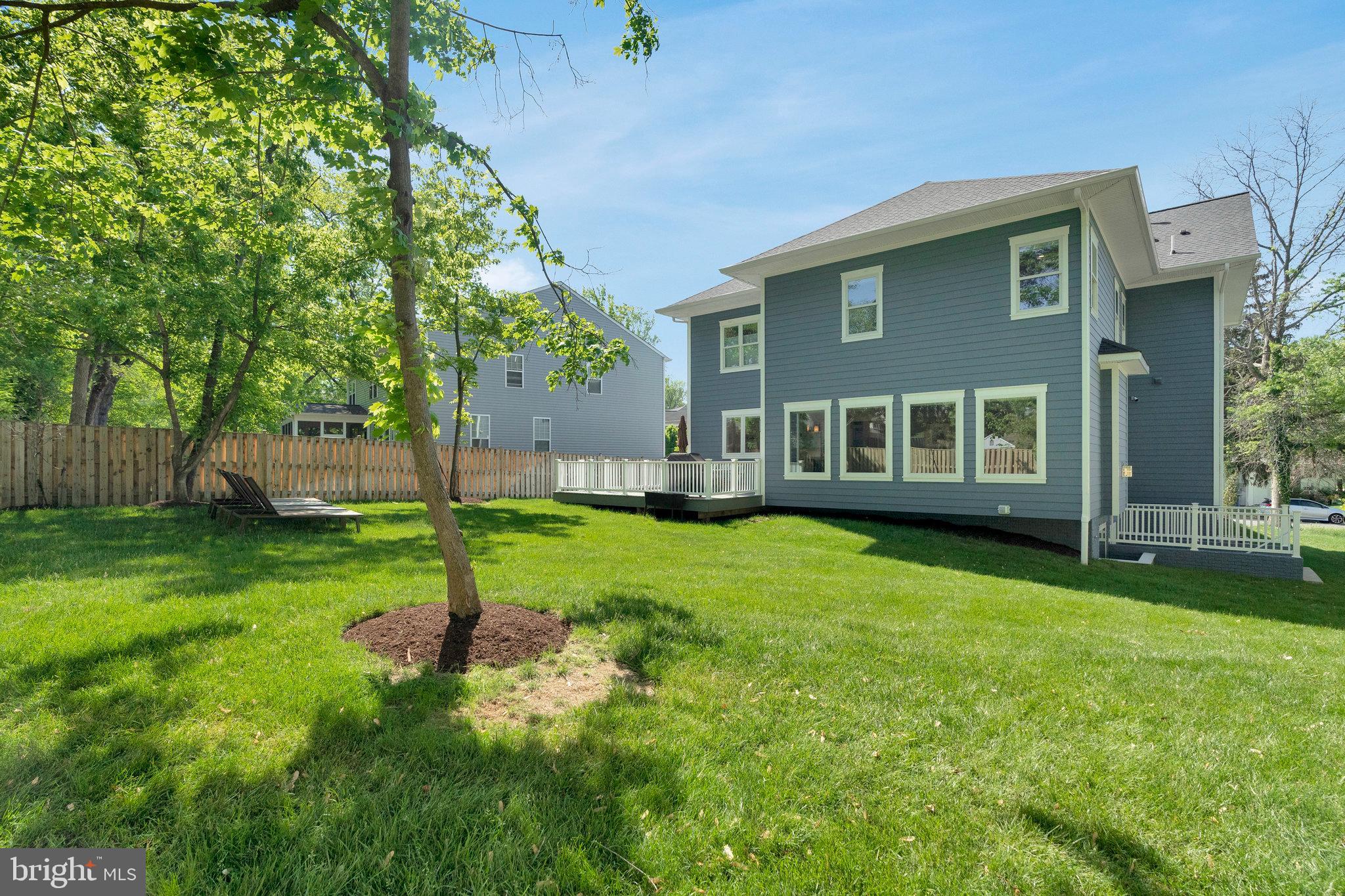 VIENNA WOODS - Residential
