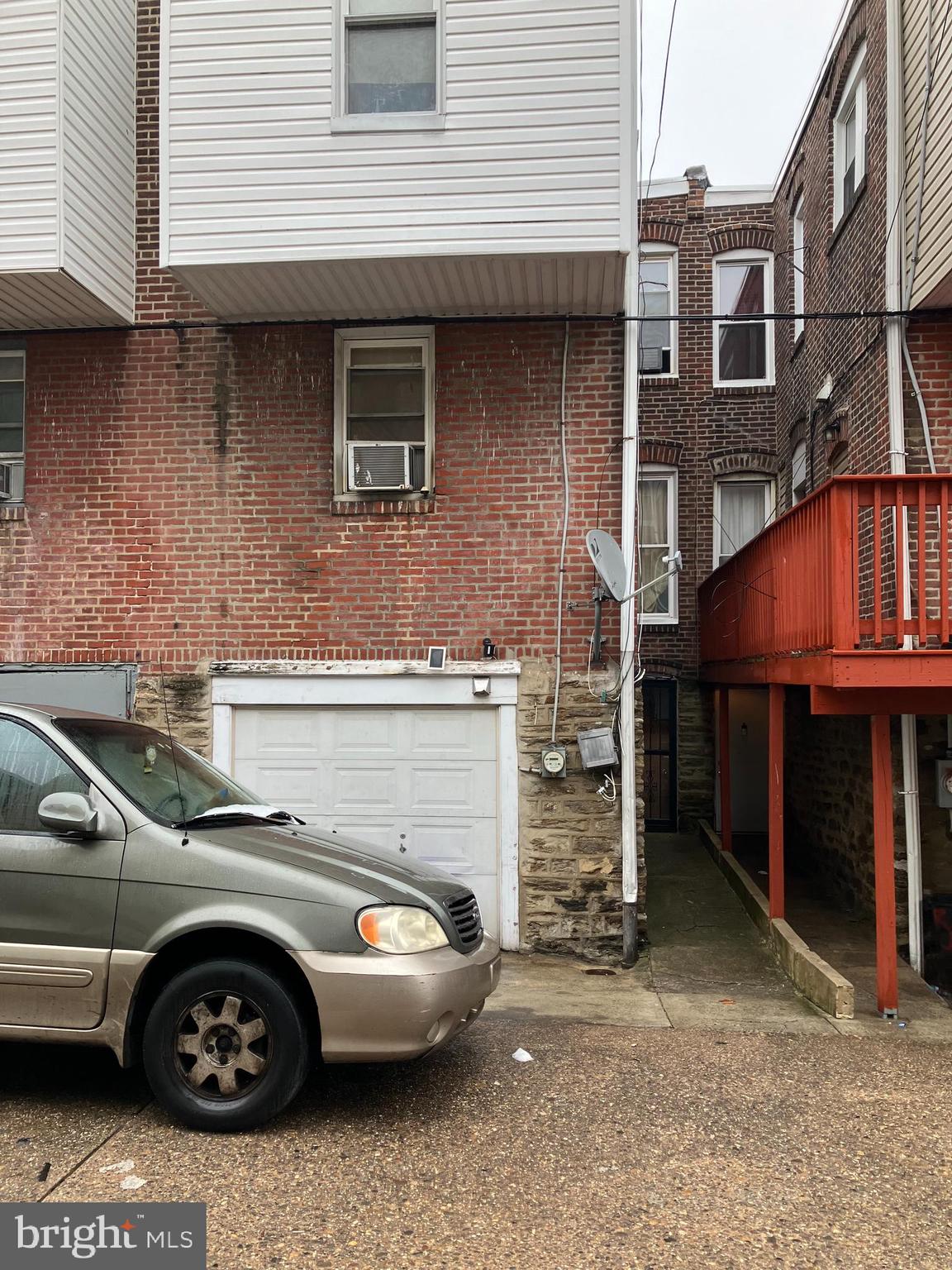 FERN ROCK - Residential
