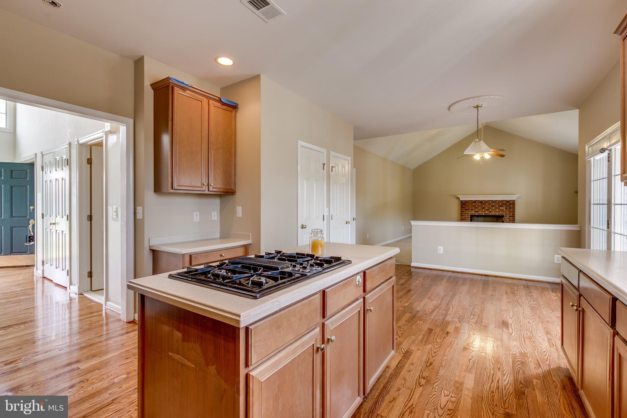 FARMWELL HUNT - Residential Lease