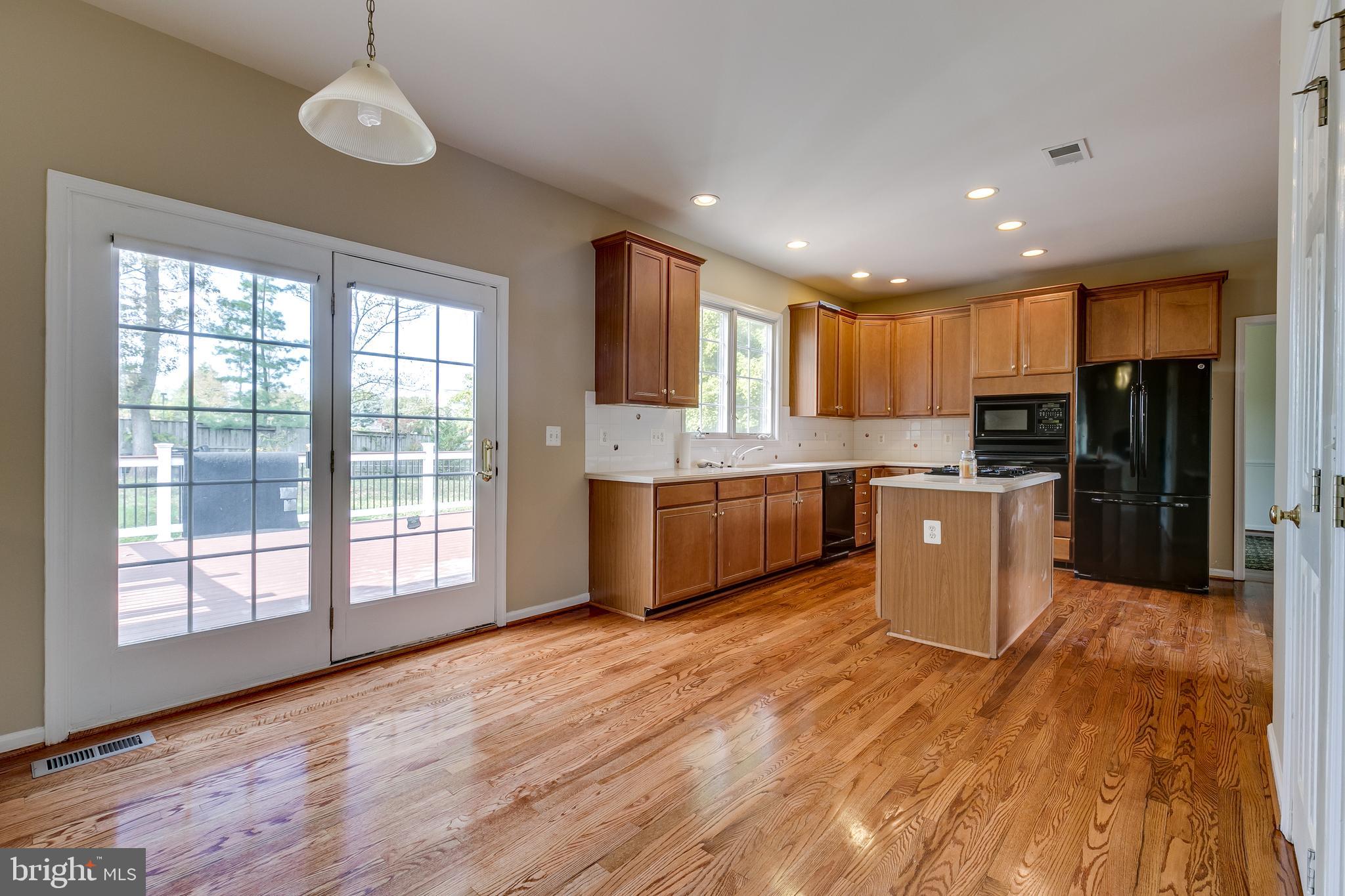 FARMWELL HUNT - Residential Lease