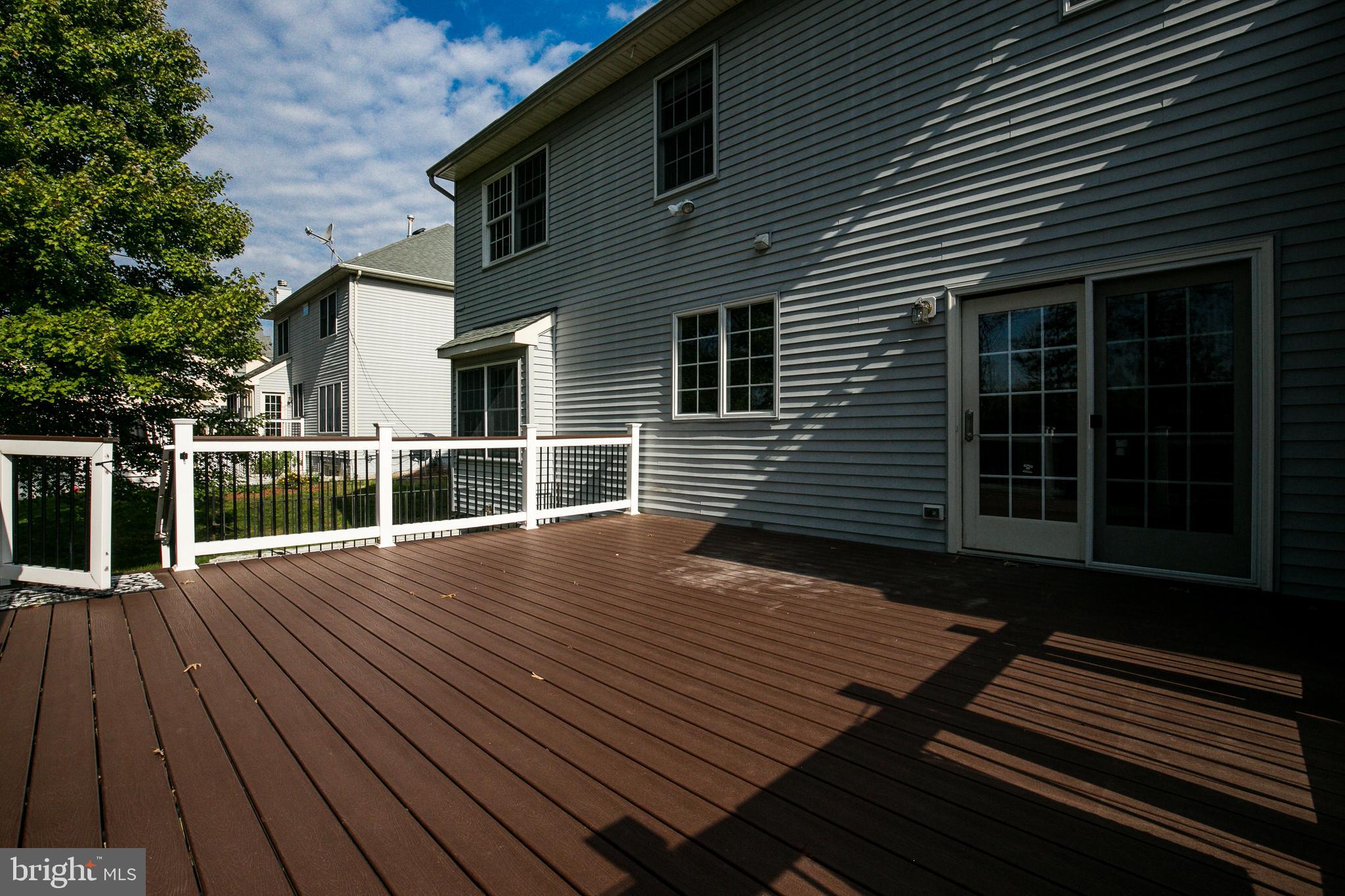 FARMWELL HUNT - Residential Lease