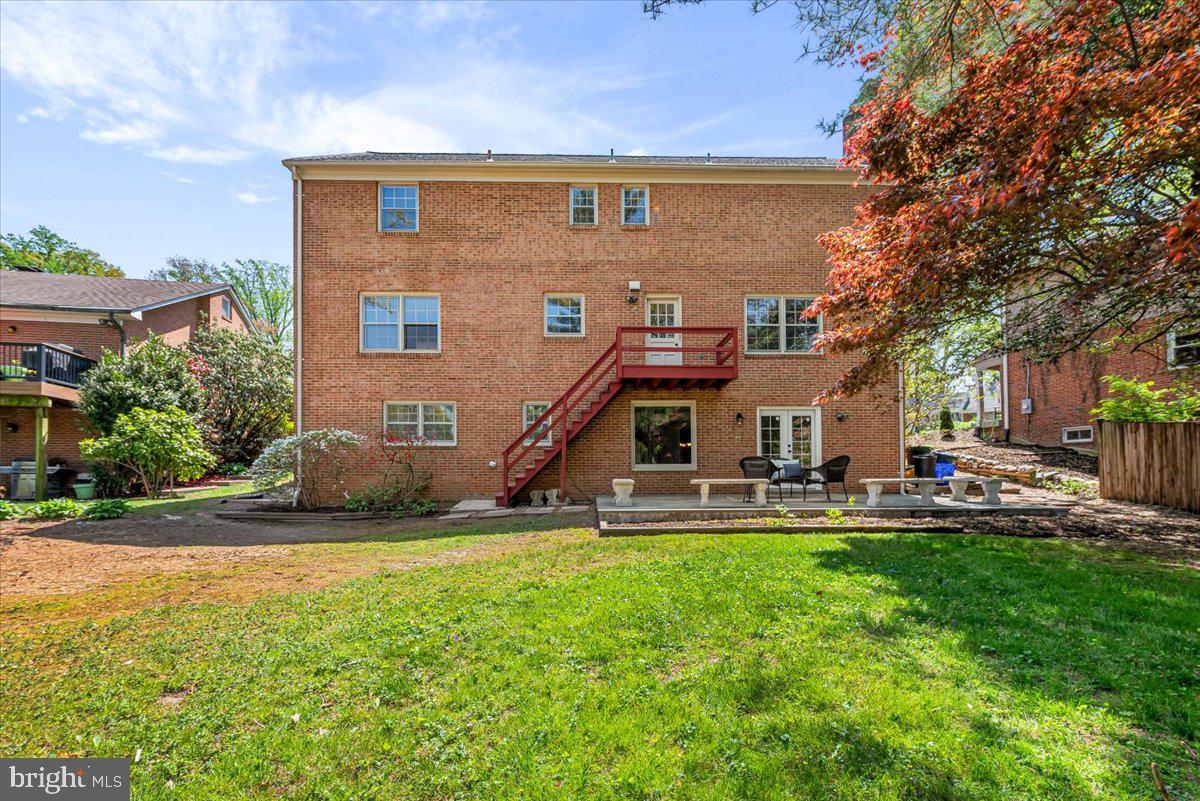 WOODSIDE FOREST - Residential