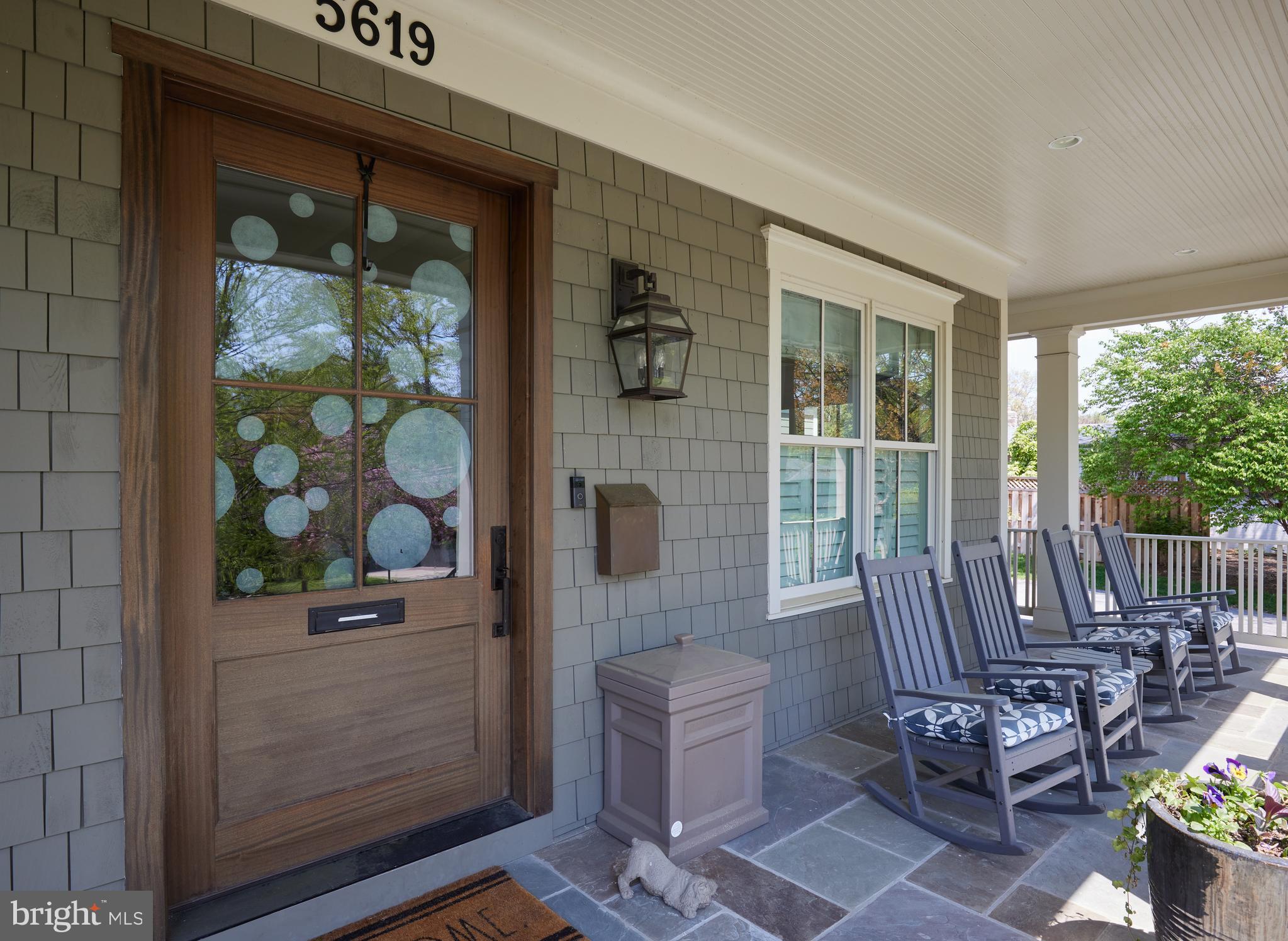 TULIP HILL - Residential