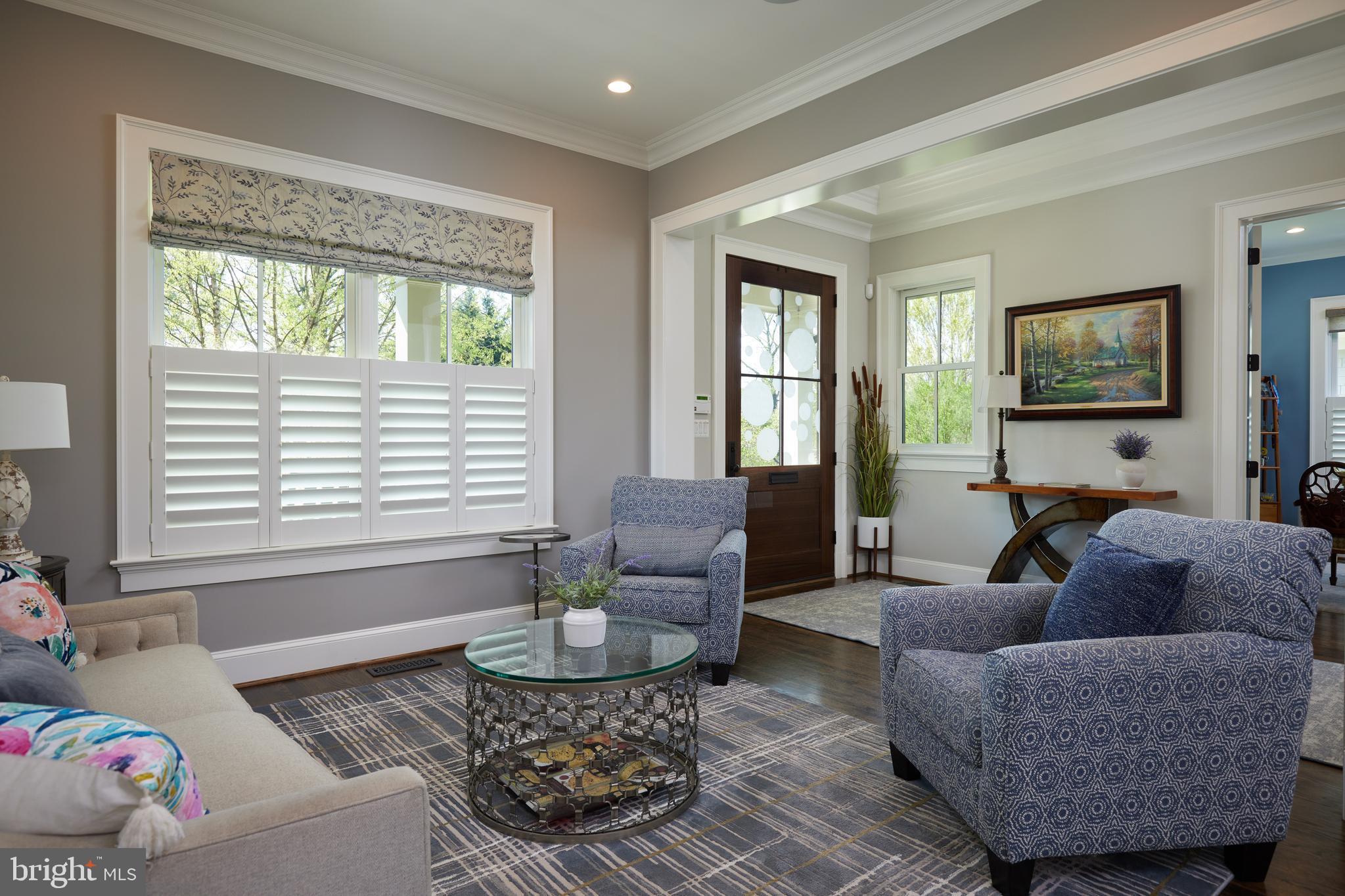 TULIP HILL - Residential
