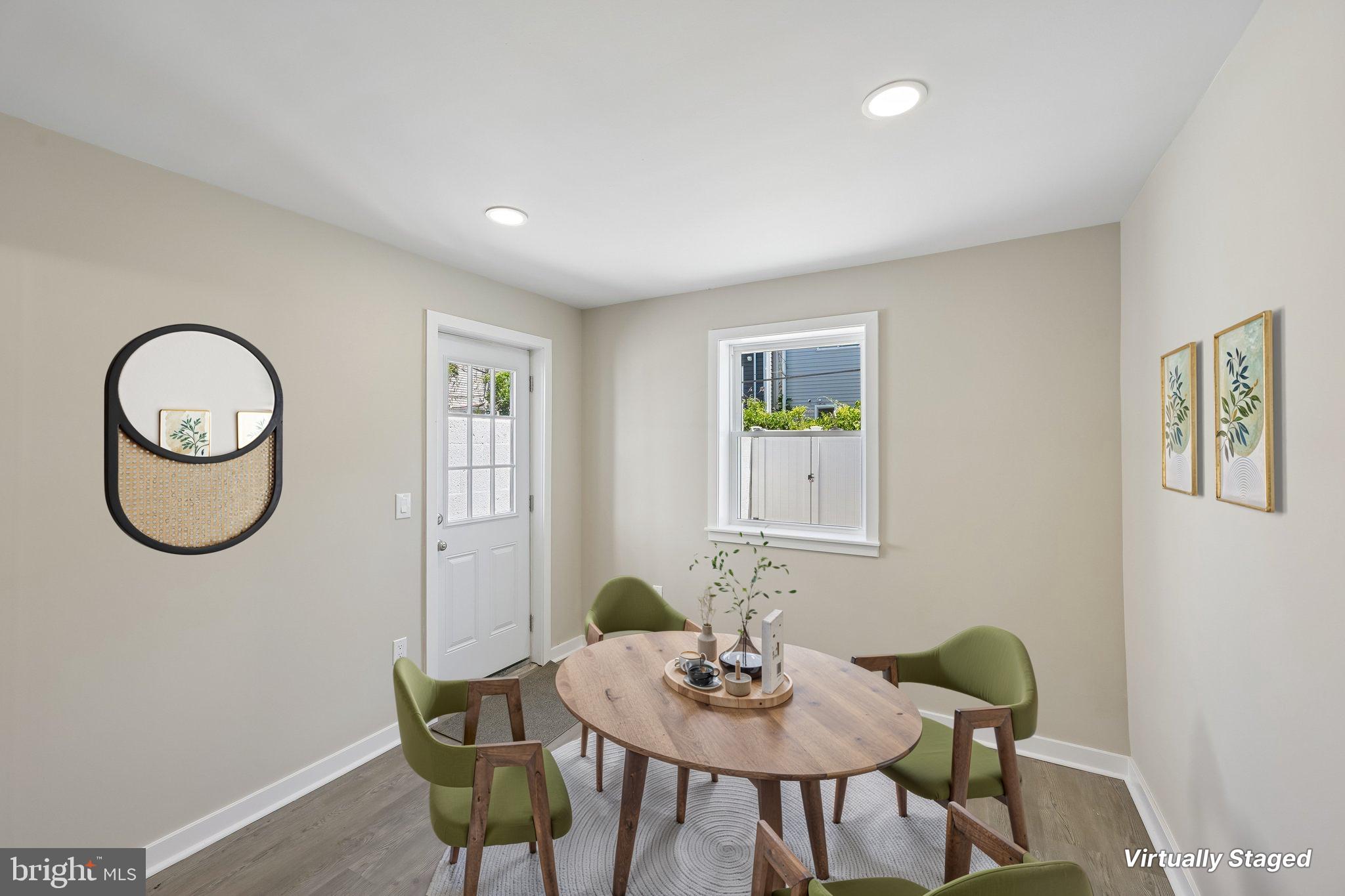 OLDE KENSINGTON - Residential