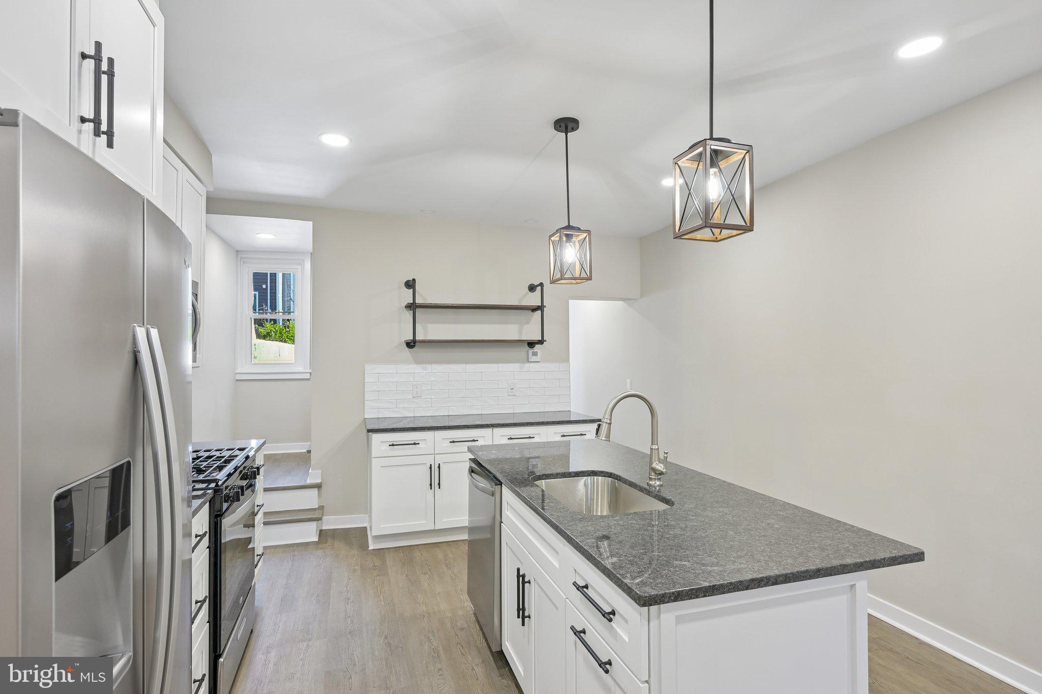 OLDE KENSINGTON - Residential