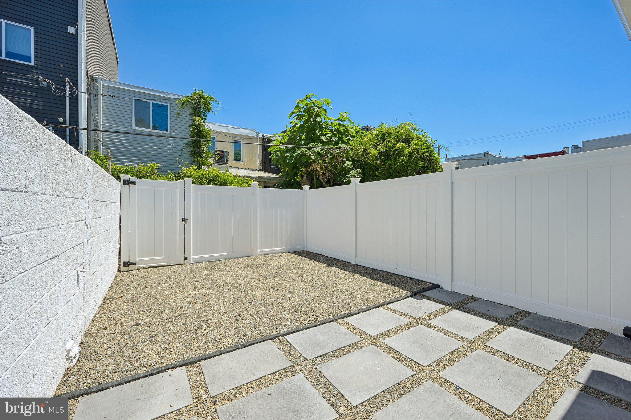 OLDE KENSINGTON - Residential