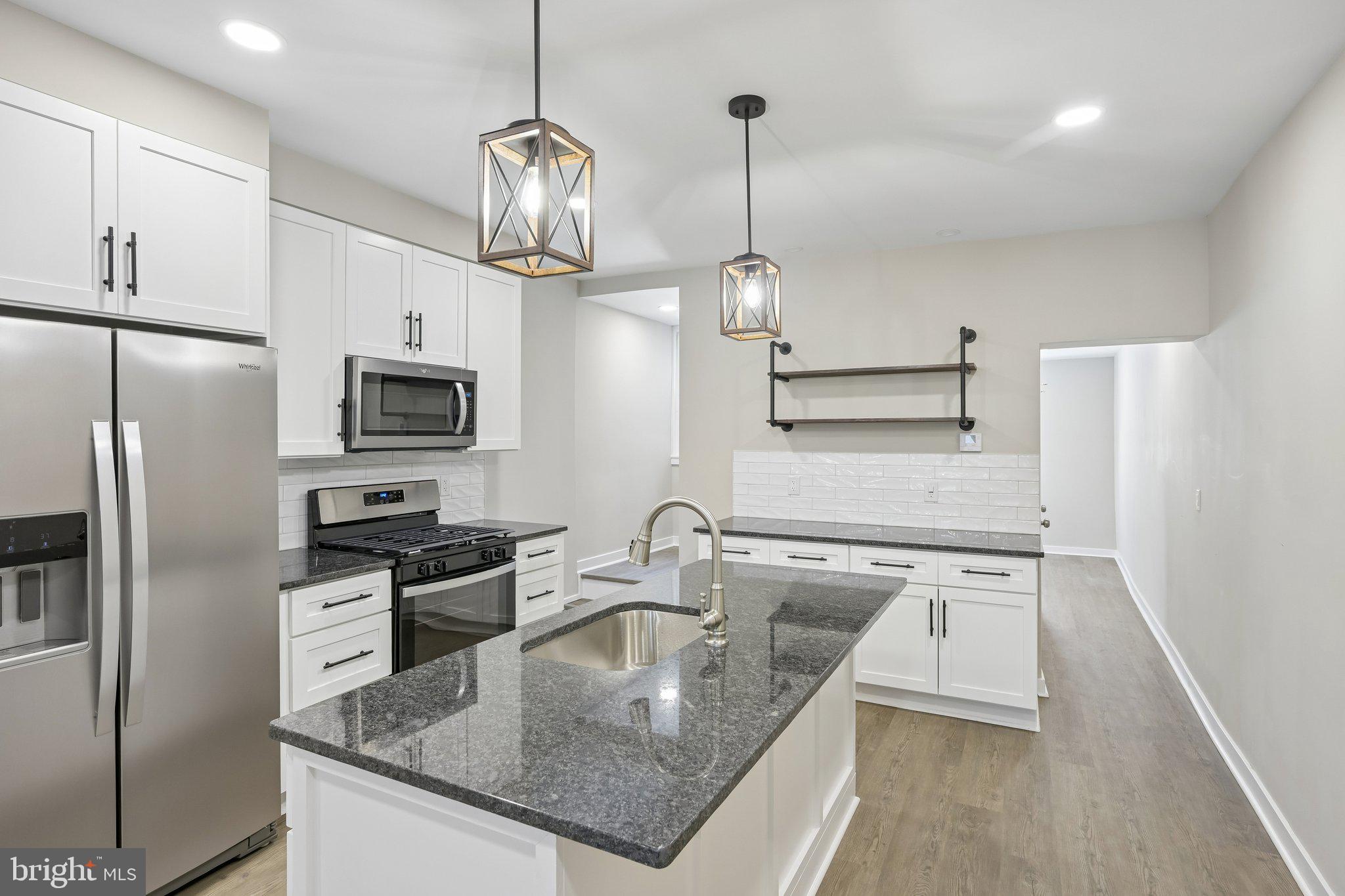 OLDE KENSINGTON - Residential