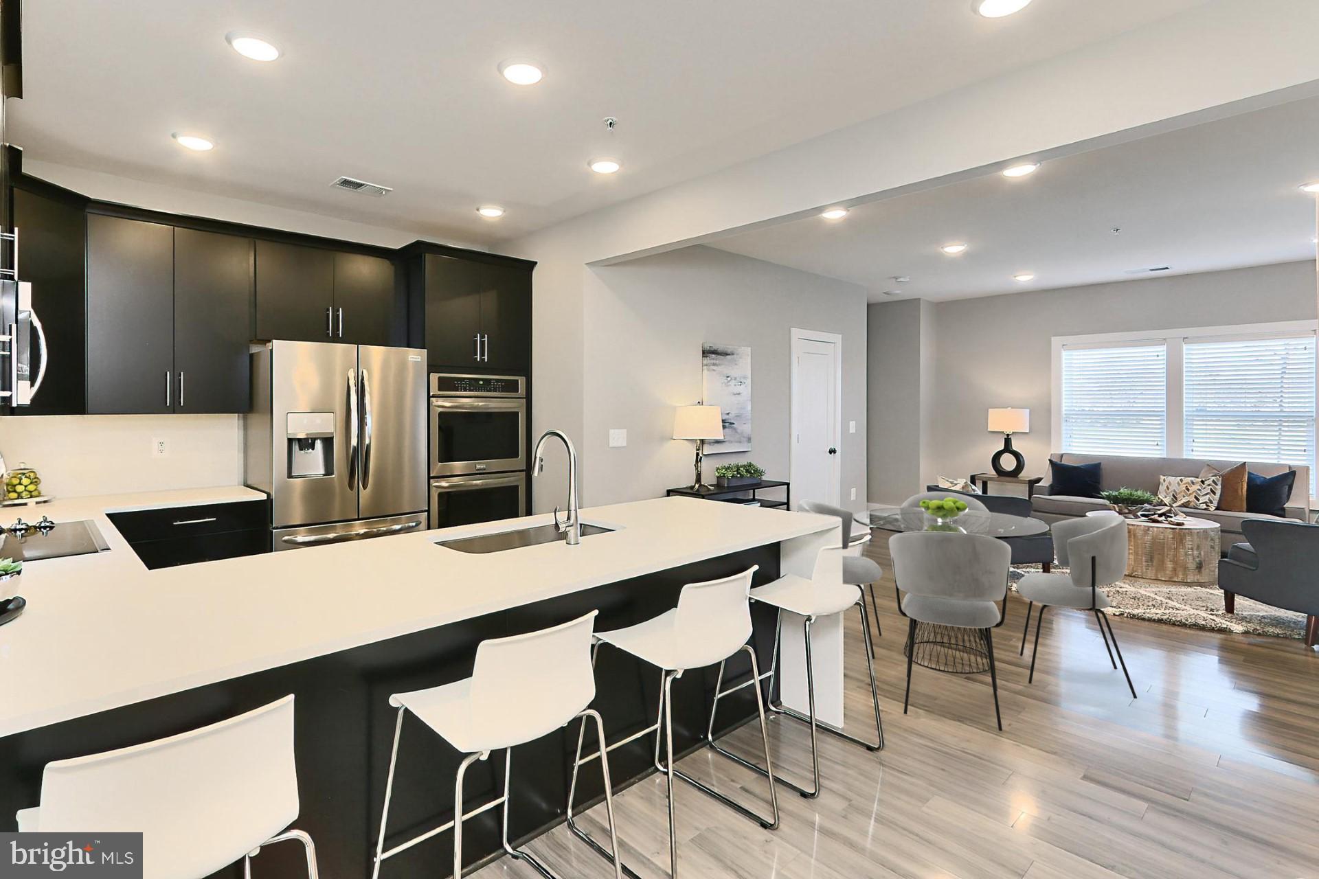 SM ONE LOUDOUN CONDO - Residential