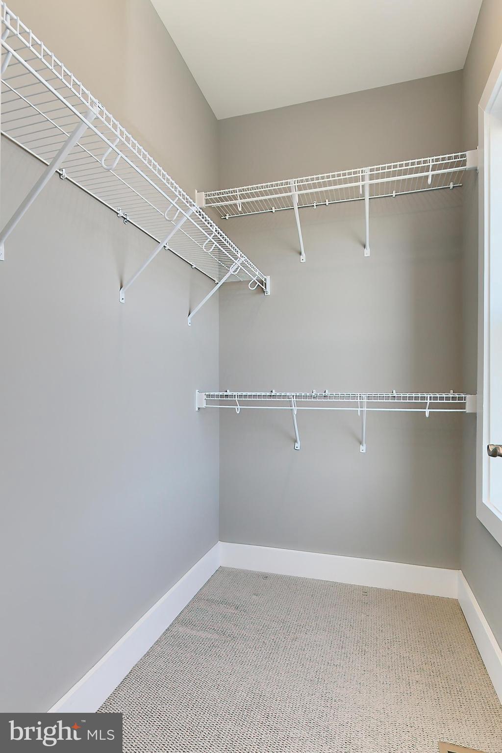 SM ONE LOUDOUN CONDO - Residential