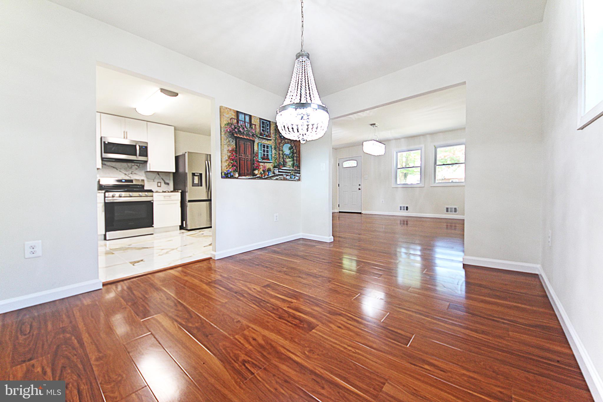 RITCHIE MANOR - Residential