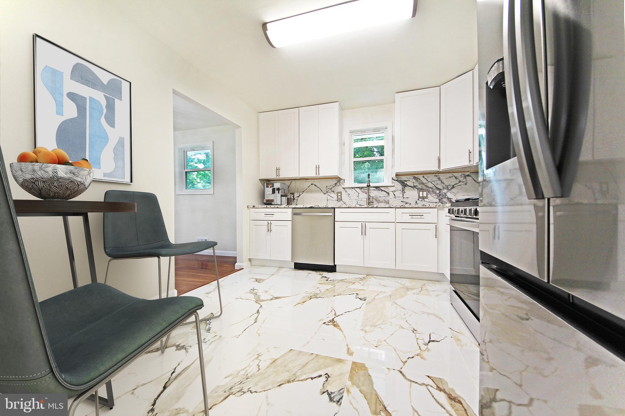 RITCHIE MANOR - Residential