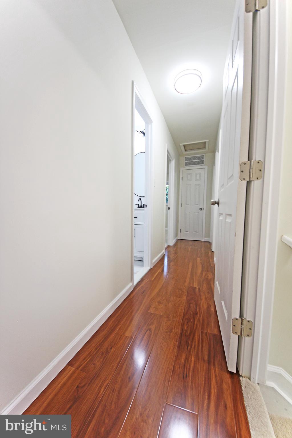 RITCHIE MANOR - Residential