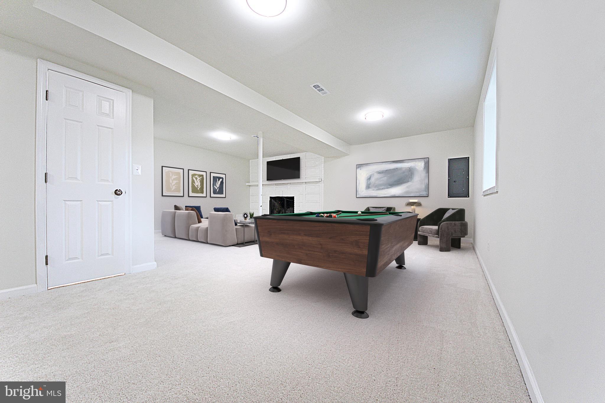 RITCHIE MANOR - Residential