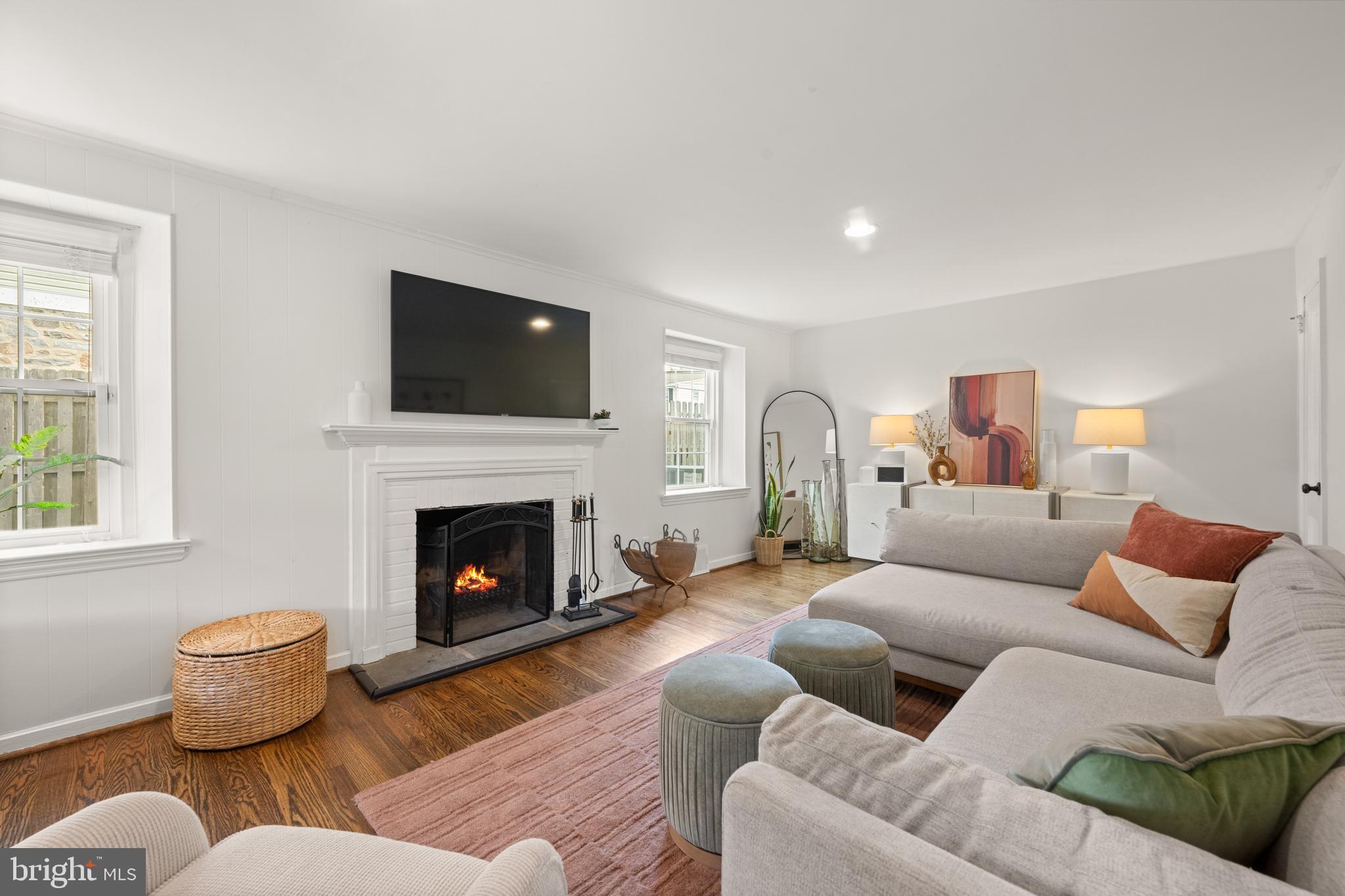 OLD OAKS - Residential